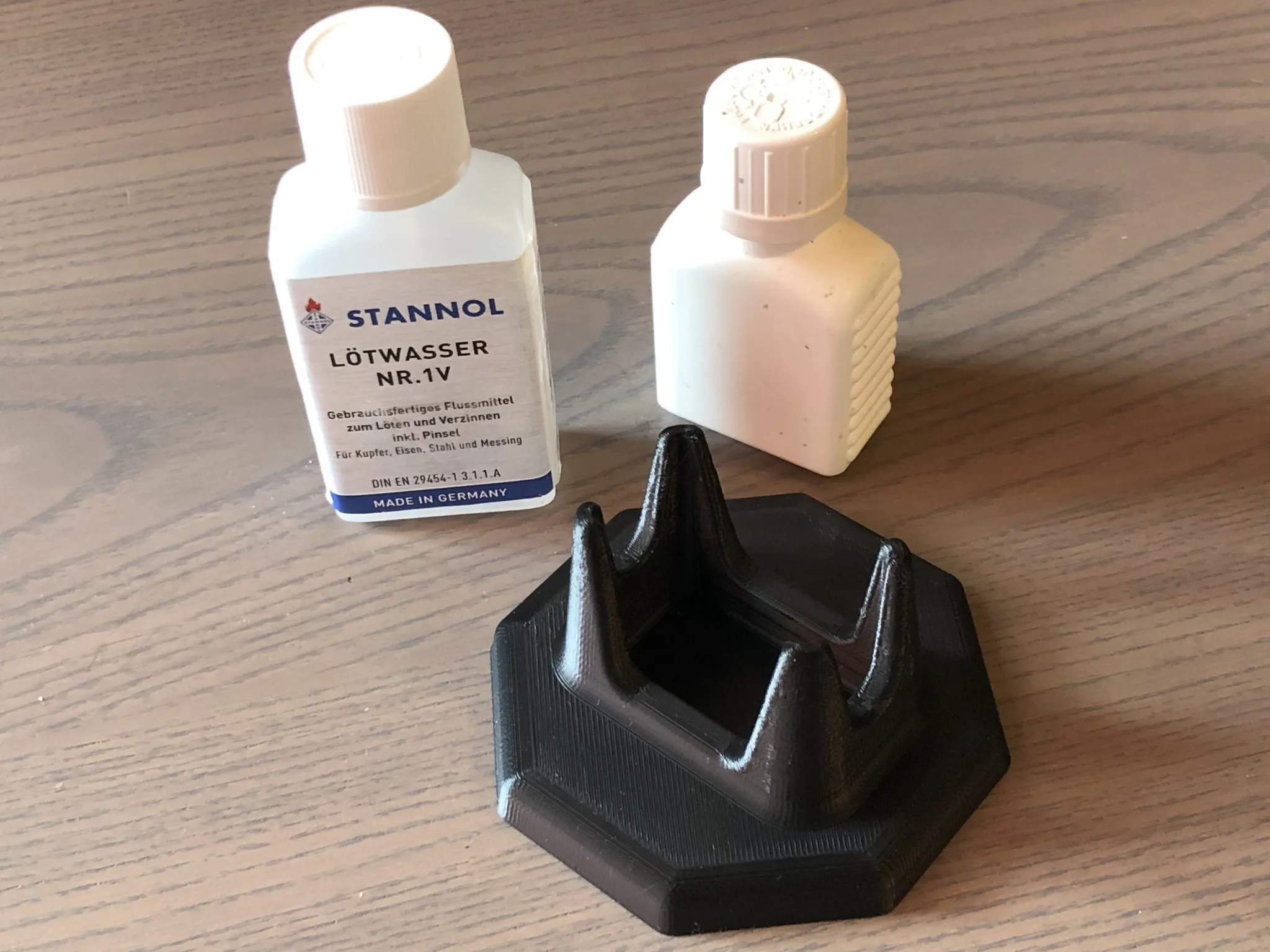 Tiêu đề Giá đỡ nước hàn Tóm tắt Giá đỡ nước hàn Danh