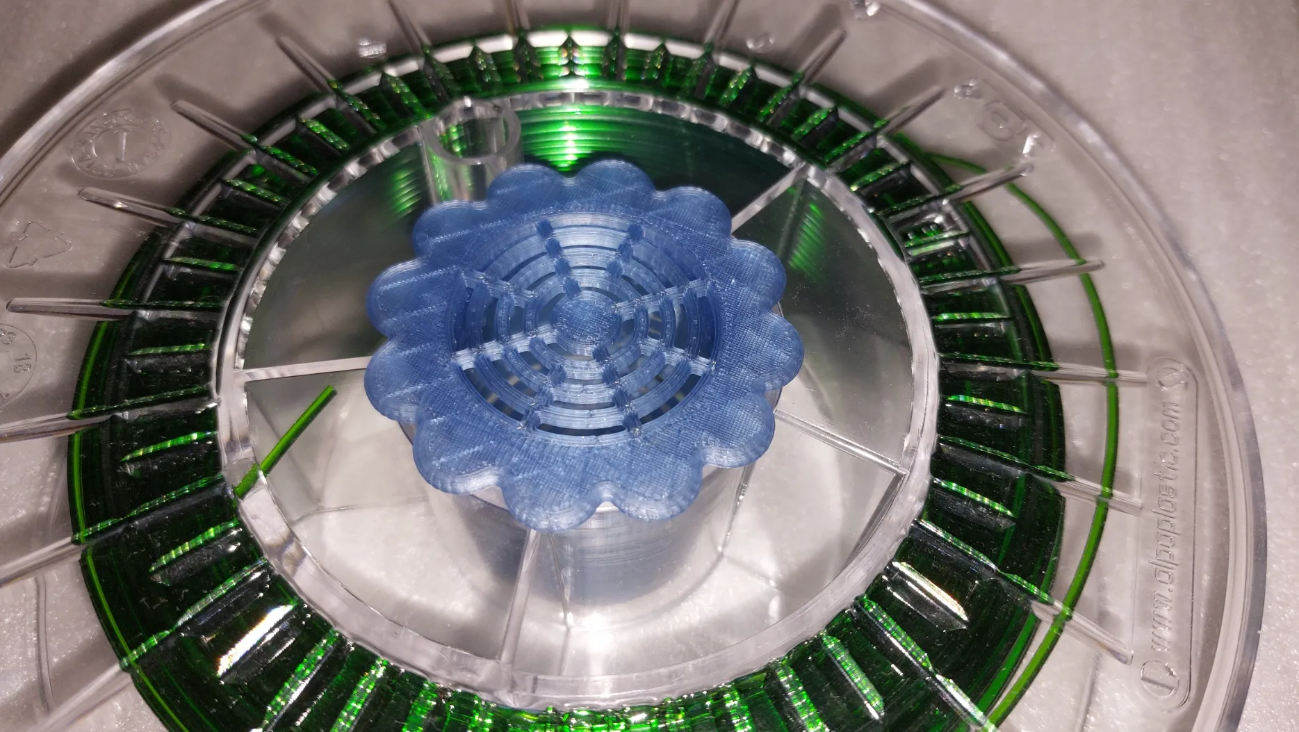 Filament spool dessicant (silica) holder