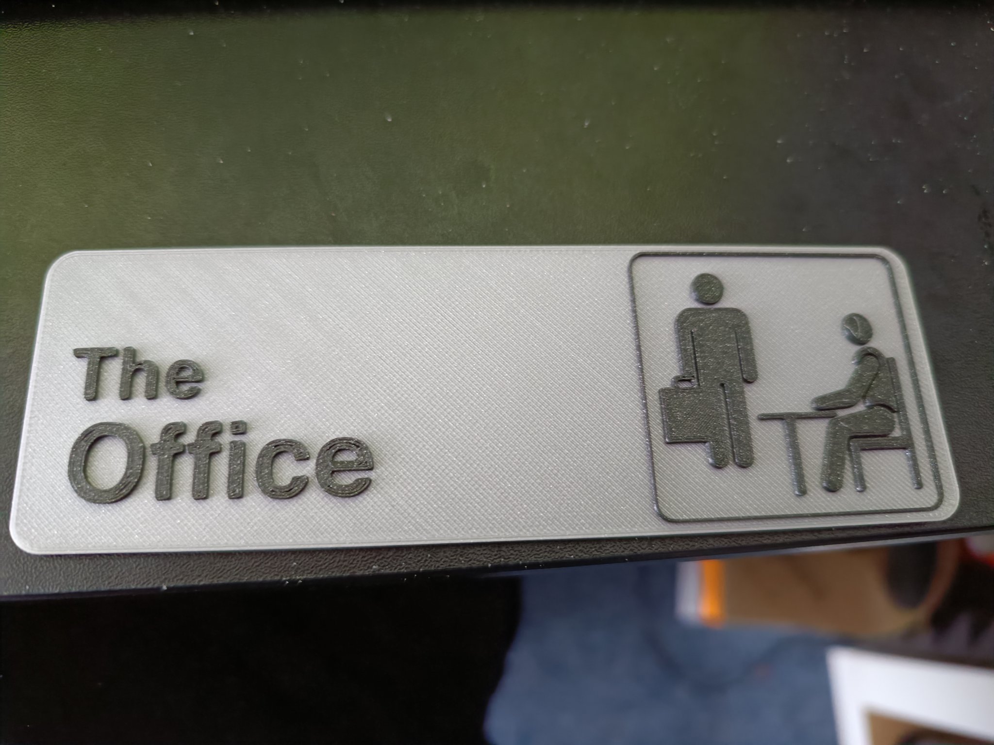 Tấm bảng "The Office"