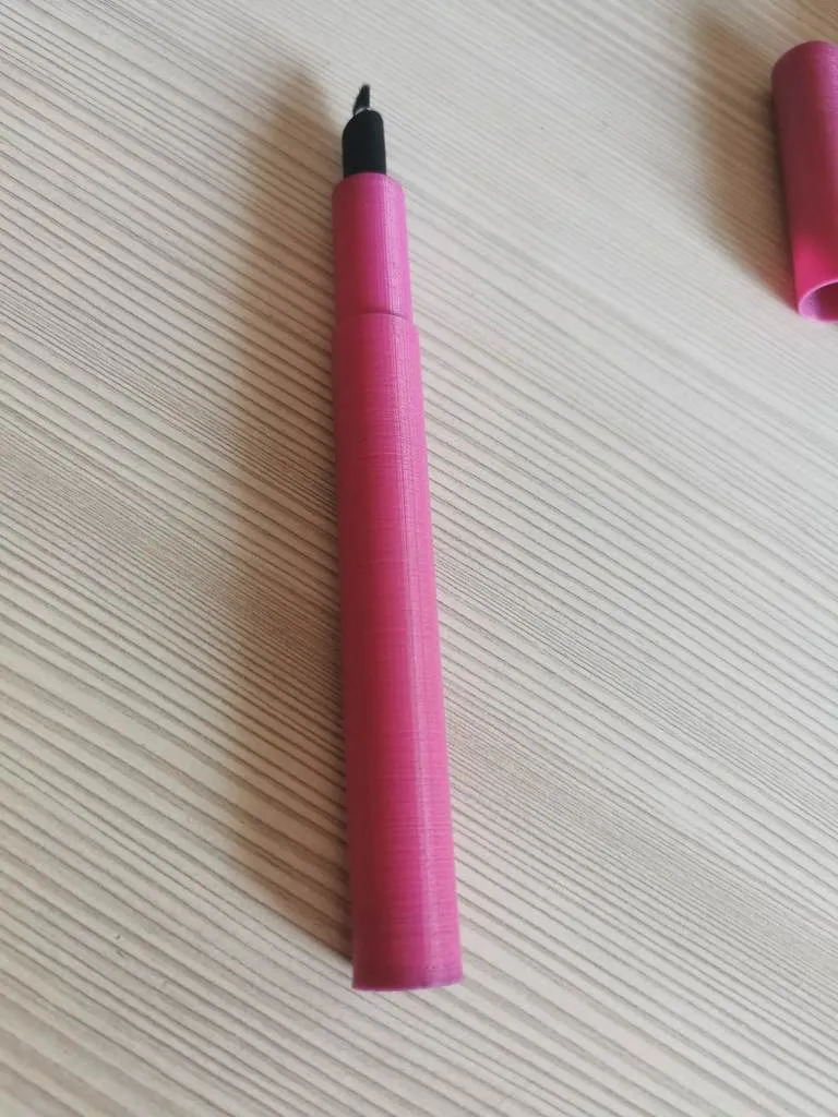 Tiêu đề Hộp đựng cọ kẻ mắt Tóm tắt Hộp đựng cọ kẻ