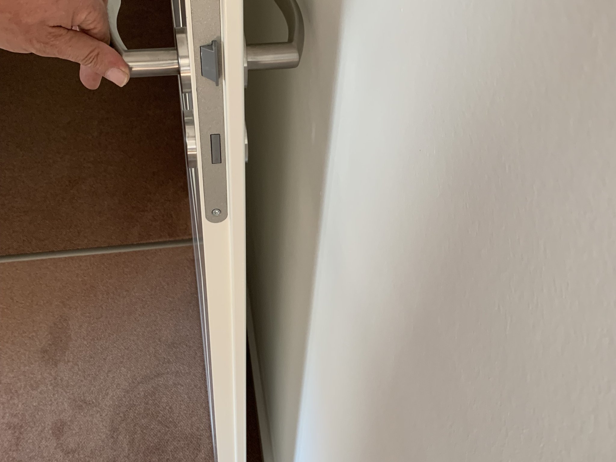 Tiêu đề Door Limitstop TürstopperAnschlag Tóm tắt Một nút chặ