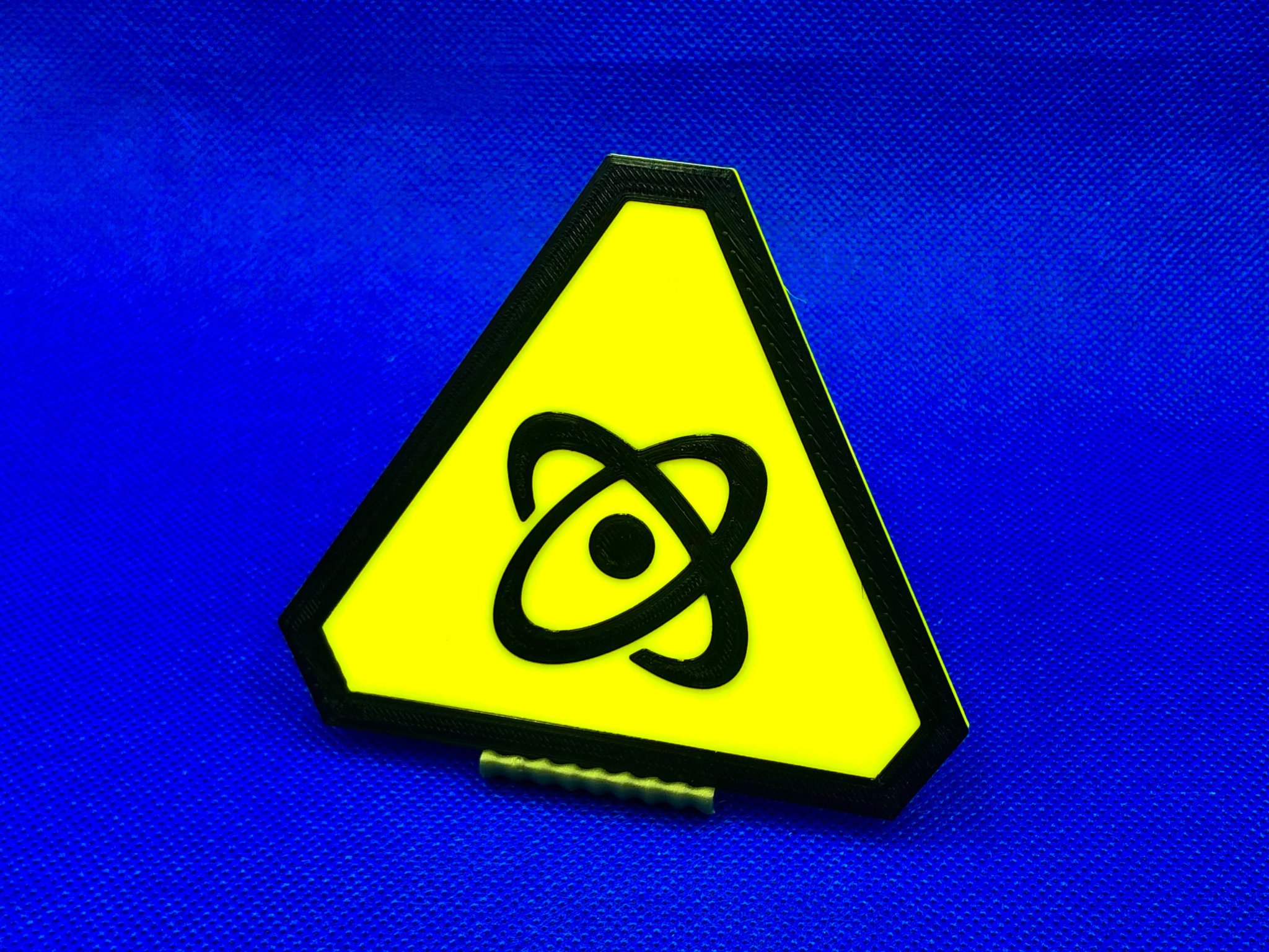 Tiêu đề Biển cảnh báo - Atomic Tóm tắt Dấu hiệu in có sự t