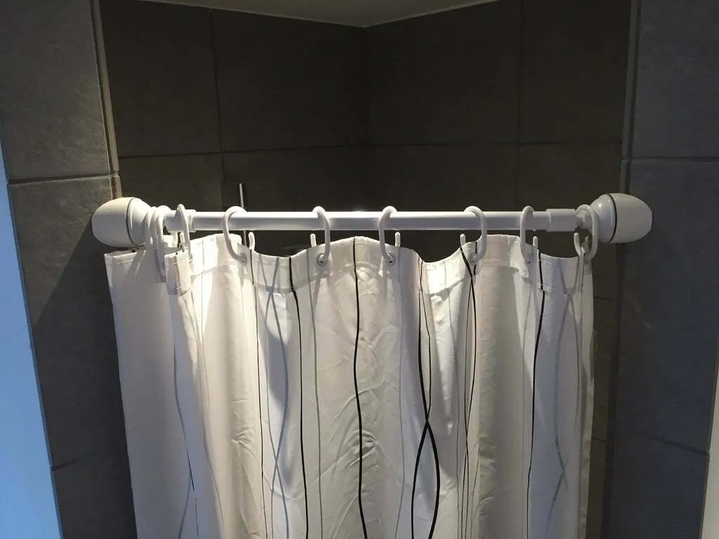 Pát Gắn Rèm Tắm Góc 45 Độ