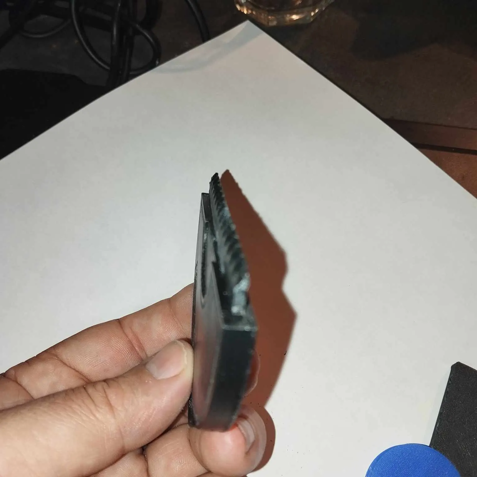 Tiêu đề raclette à gel vinyle à accrocher au rétroviseur Tóm tắt mi