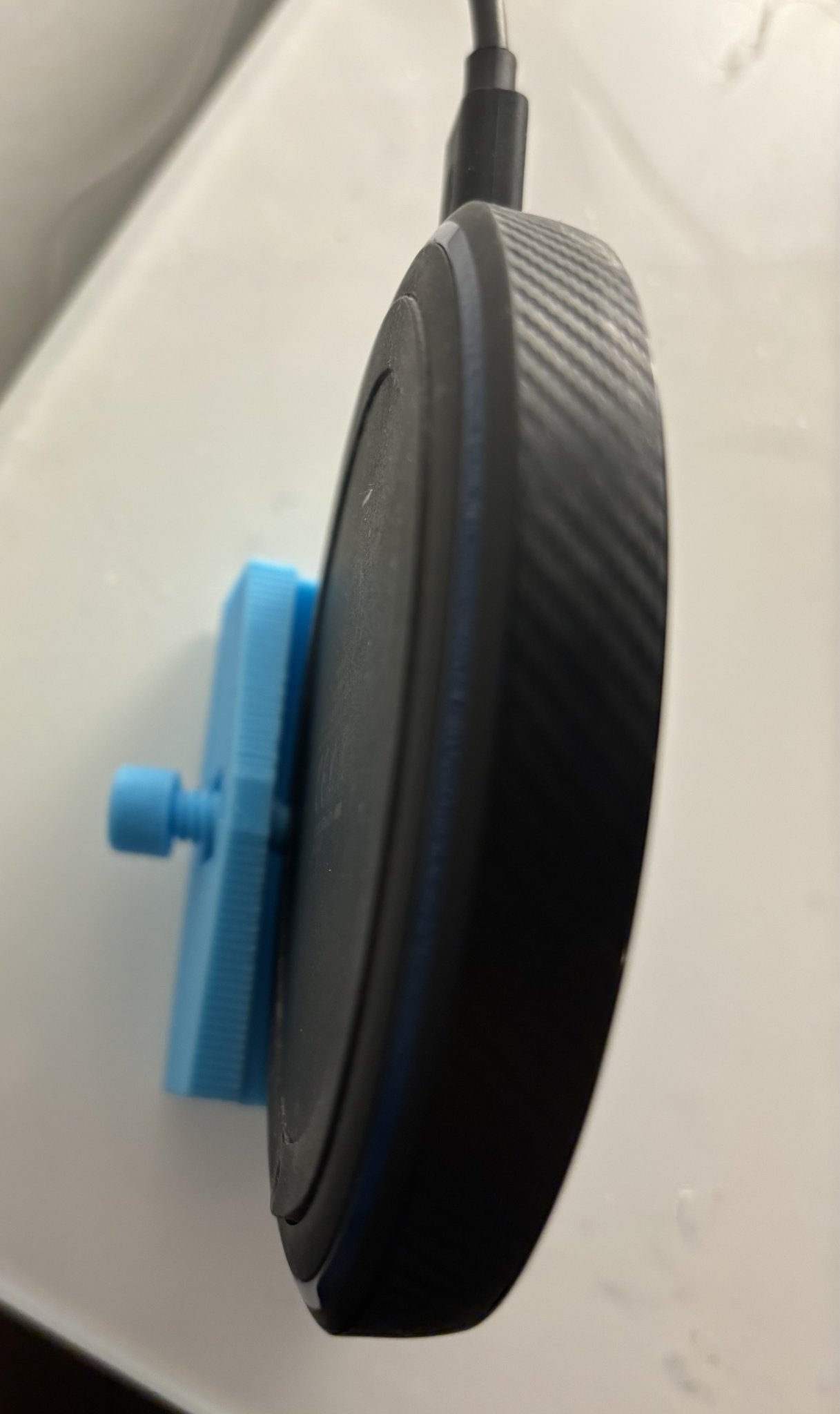 Tiêu đề Đế máy xúc lật QI Tóm tắt Ein kleiner Ständer für mei