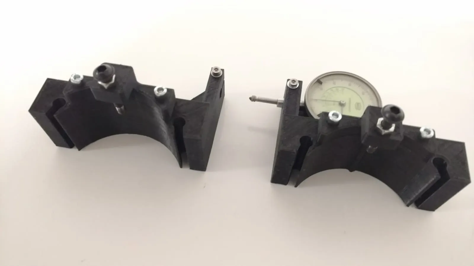 Tiêu đề Messuhrhalter Multifix B Halter BD 20125 Tóm tắt Zwei verschie