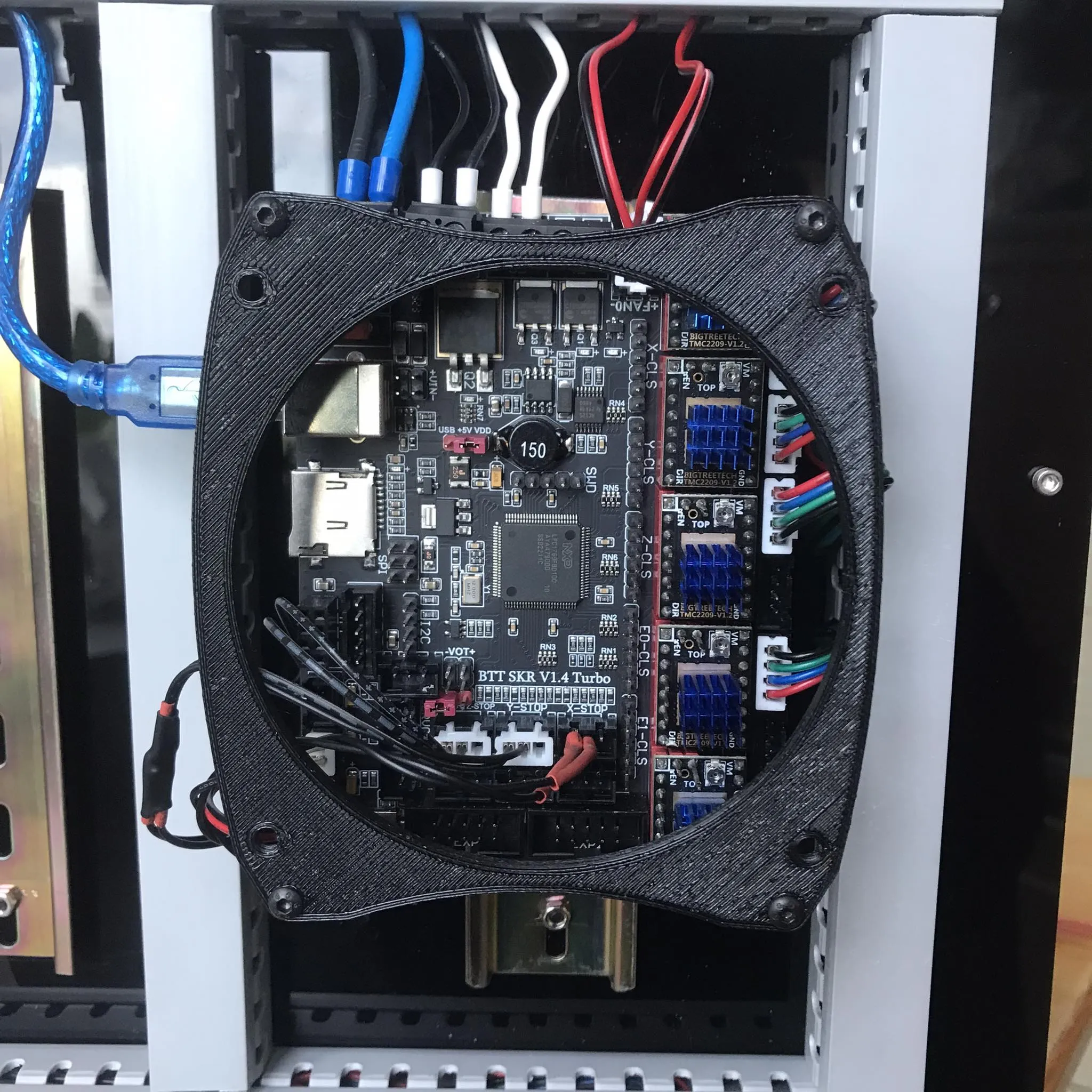 Tiêu đề Case quạt 90mm SKR 14 turbo Tóm tắt Case quạt 90mm SKR 1