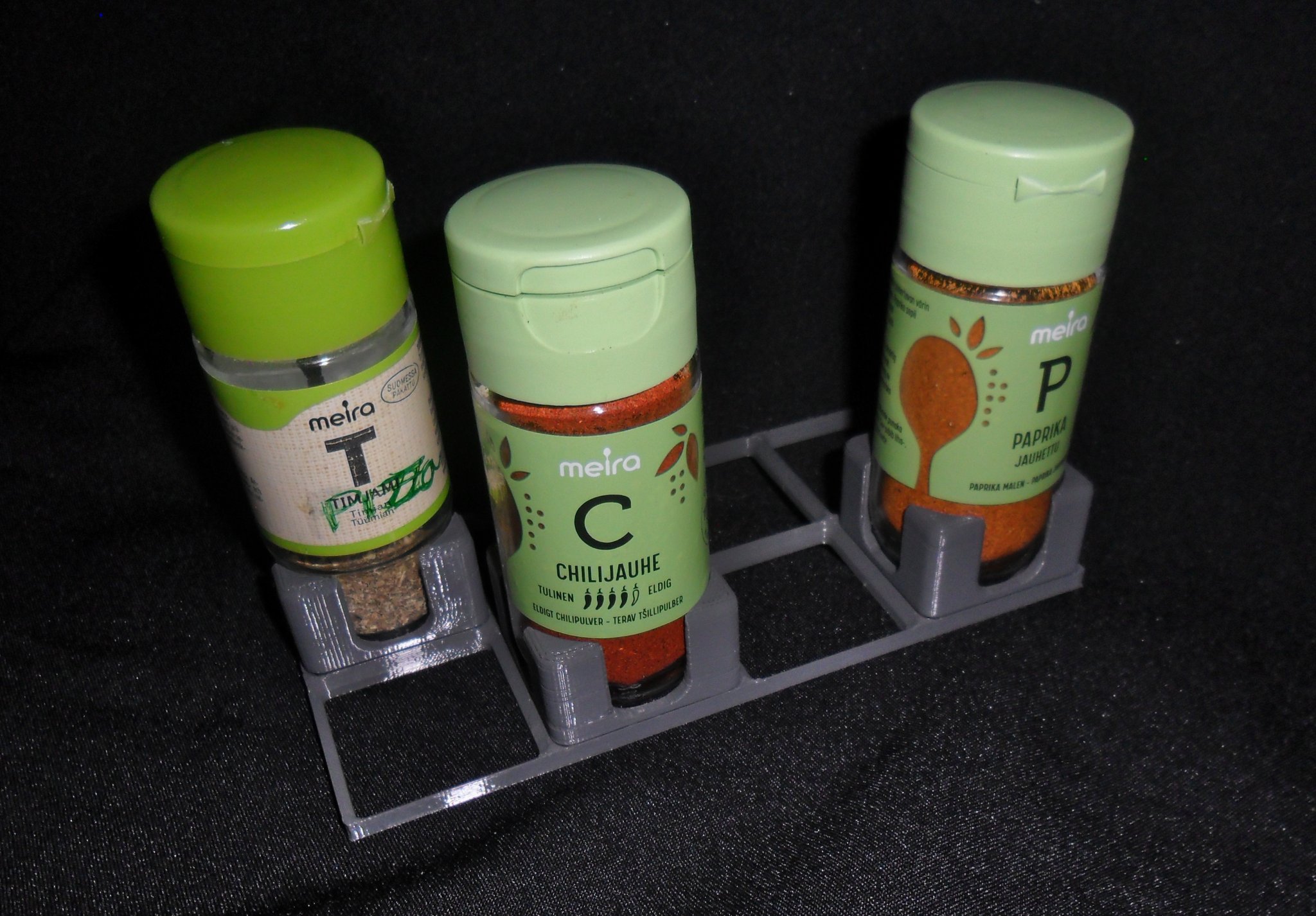 Tiêu đề Hộp đựng gia vị Gridfinity Meira Tóm tắt Giá đỡ Grid