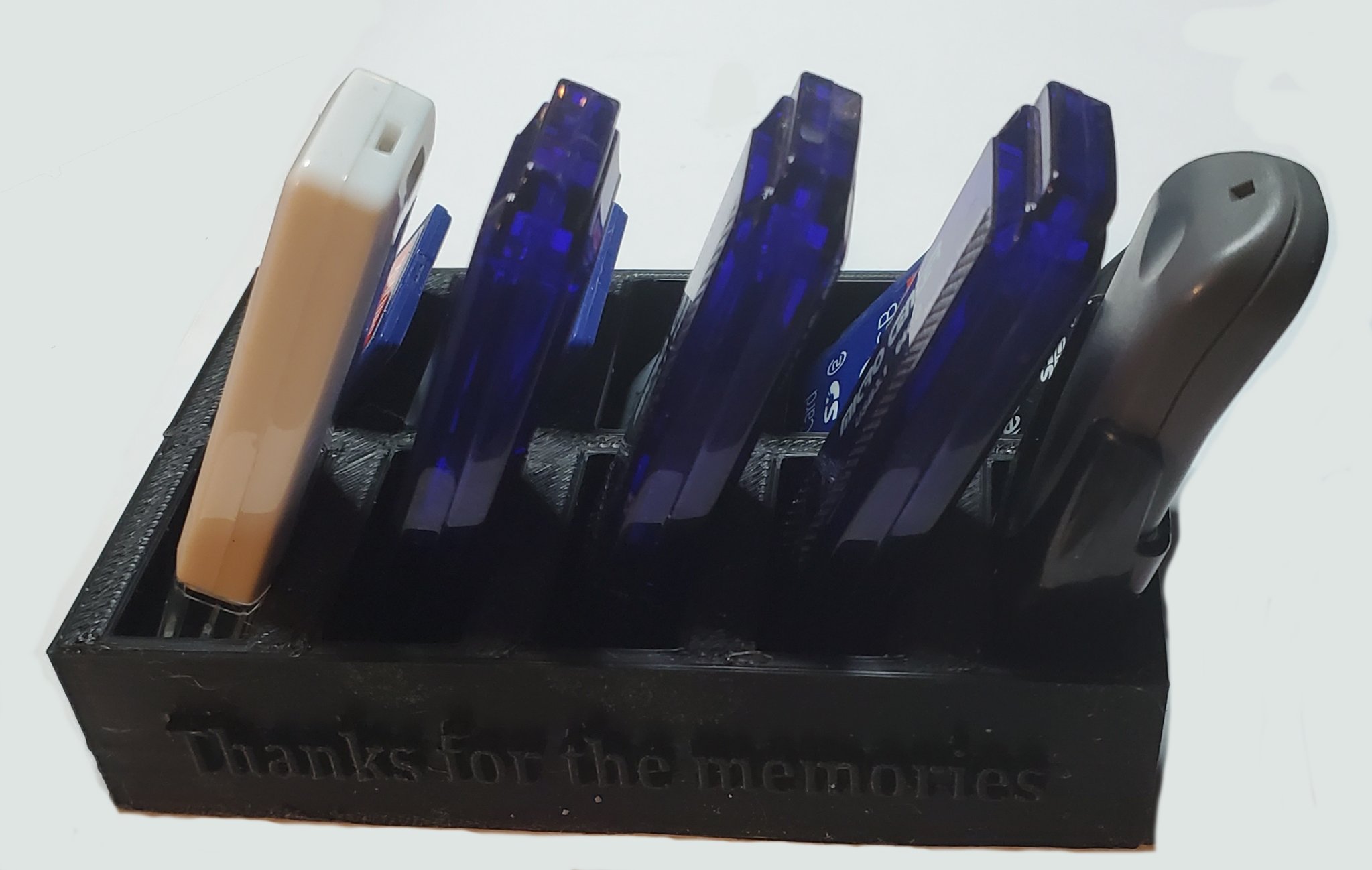 Tiêu đề Hộp đựng thẻ nhớ Tóm tắt Hộp đựng này có thể