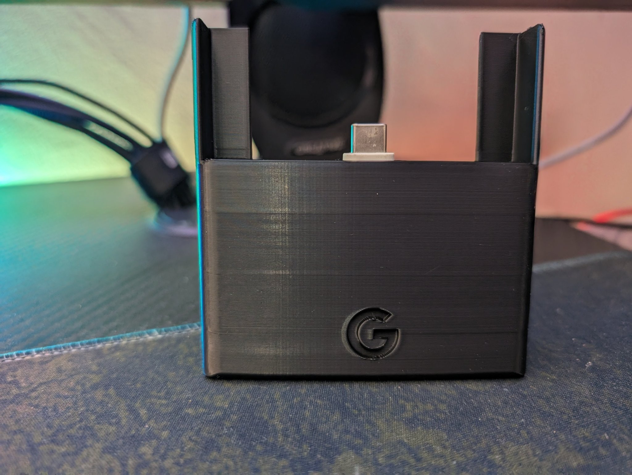 Tiêu đề Đế sạc Google Pixel 8 Tổng hợp Chân đế cho Pixel 8