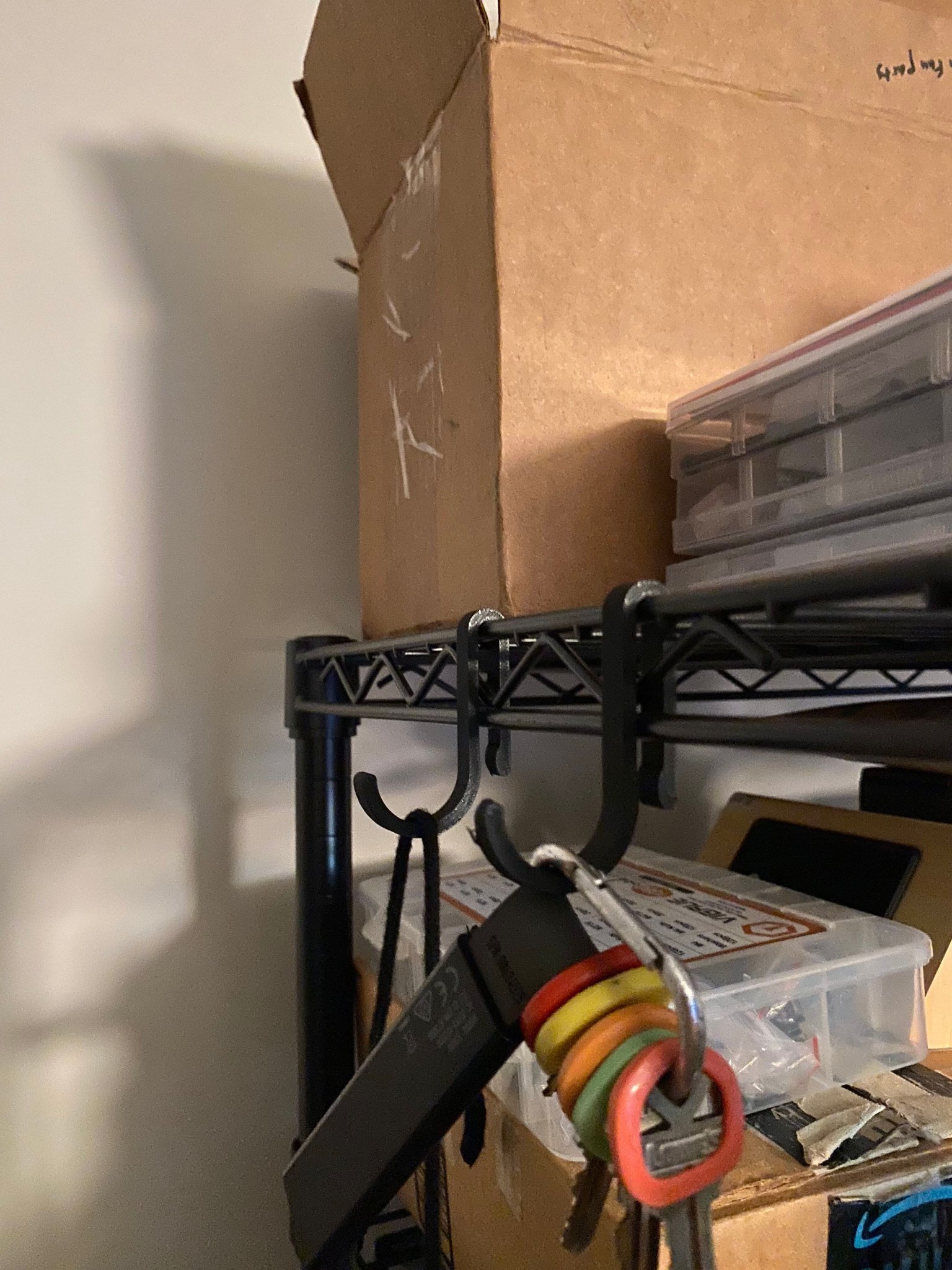 Tiêu đề Móc treo J-Hook cho giá lưu trữ kim loại Tóm tắt Móc n