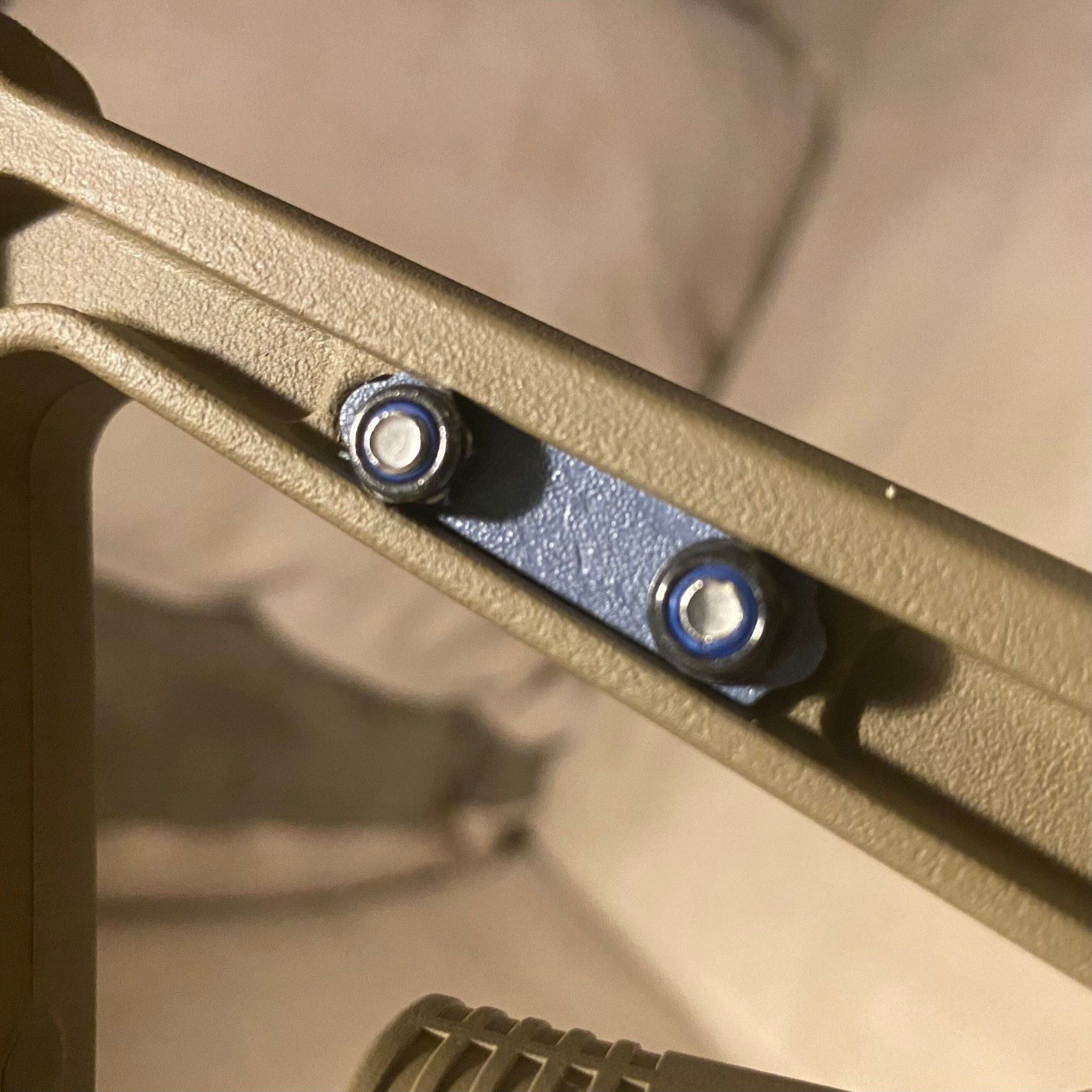 Tiêu đề Mount N Slot Sling QD Mount cho Magpul MOE Buttstock Tóm tắt M