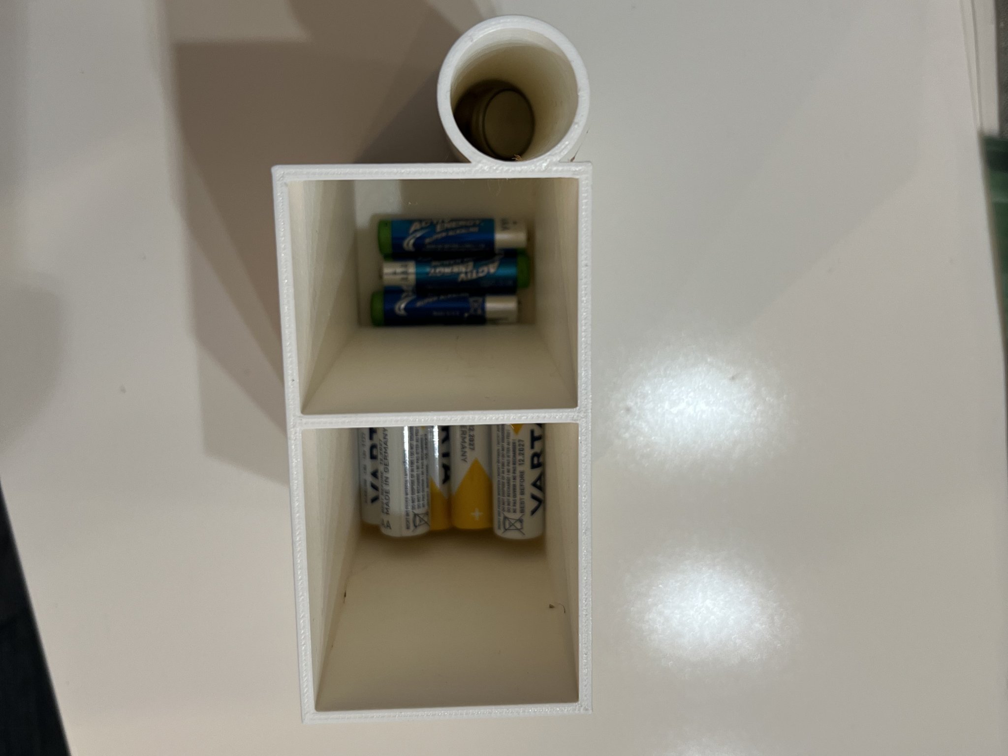 Tiêu đề Hộp pin Tóm tắt Pudełko na zużyte baterie AA AAA oraz tzw