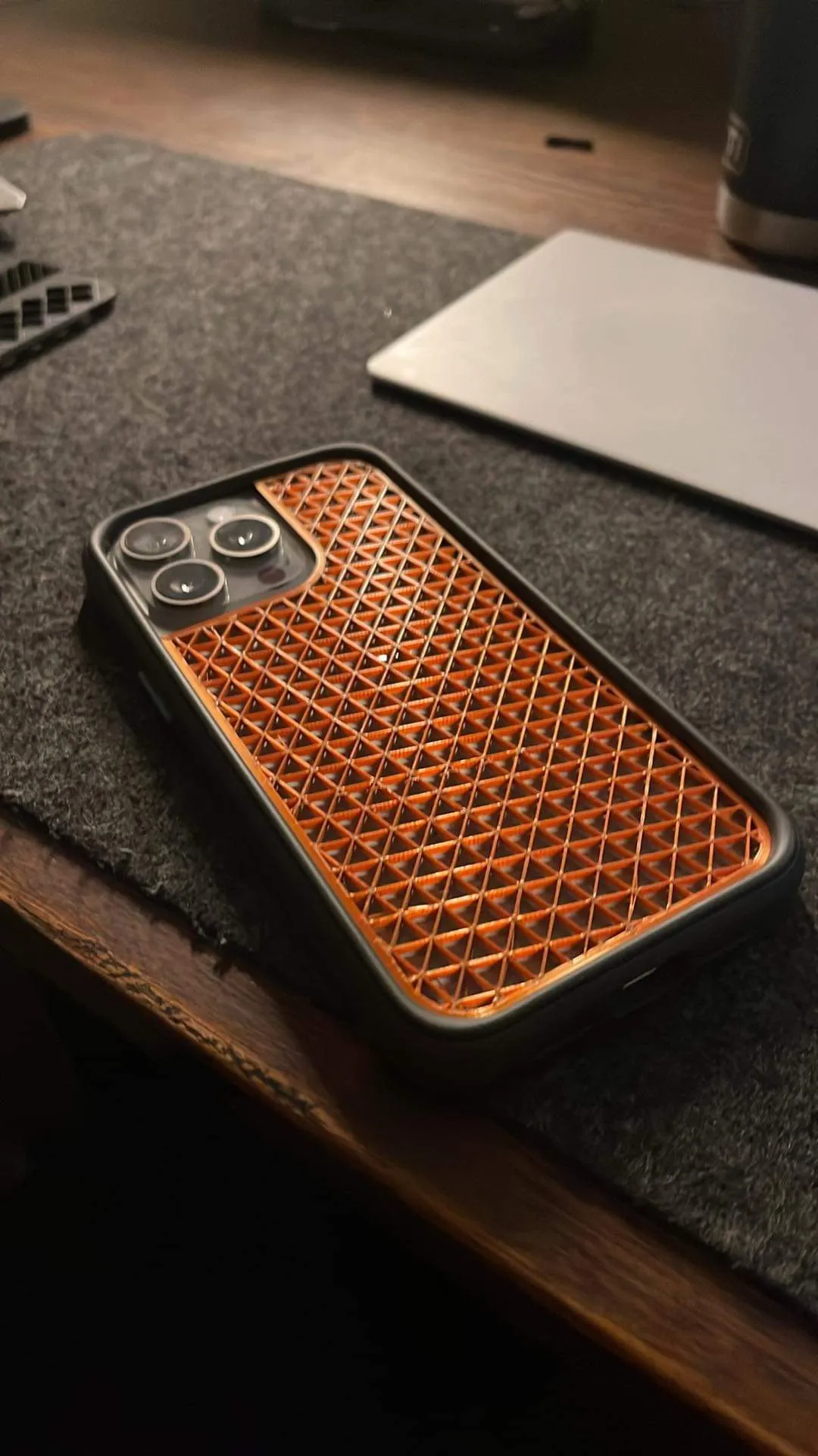 Tiêu đề Tấm ốp lưng điện thoại Rhinoshield Crashguard trên Iphon