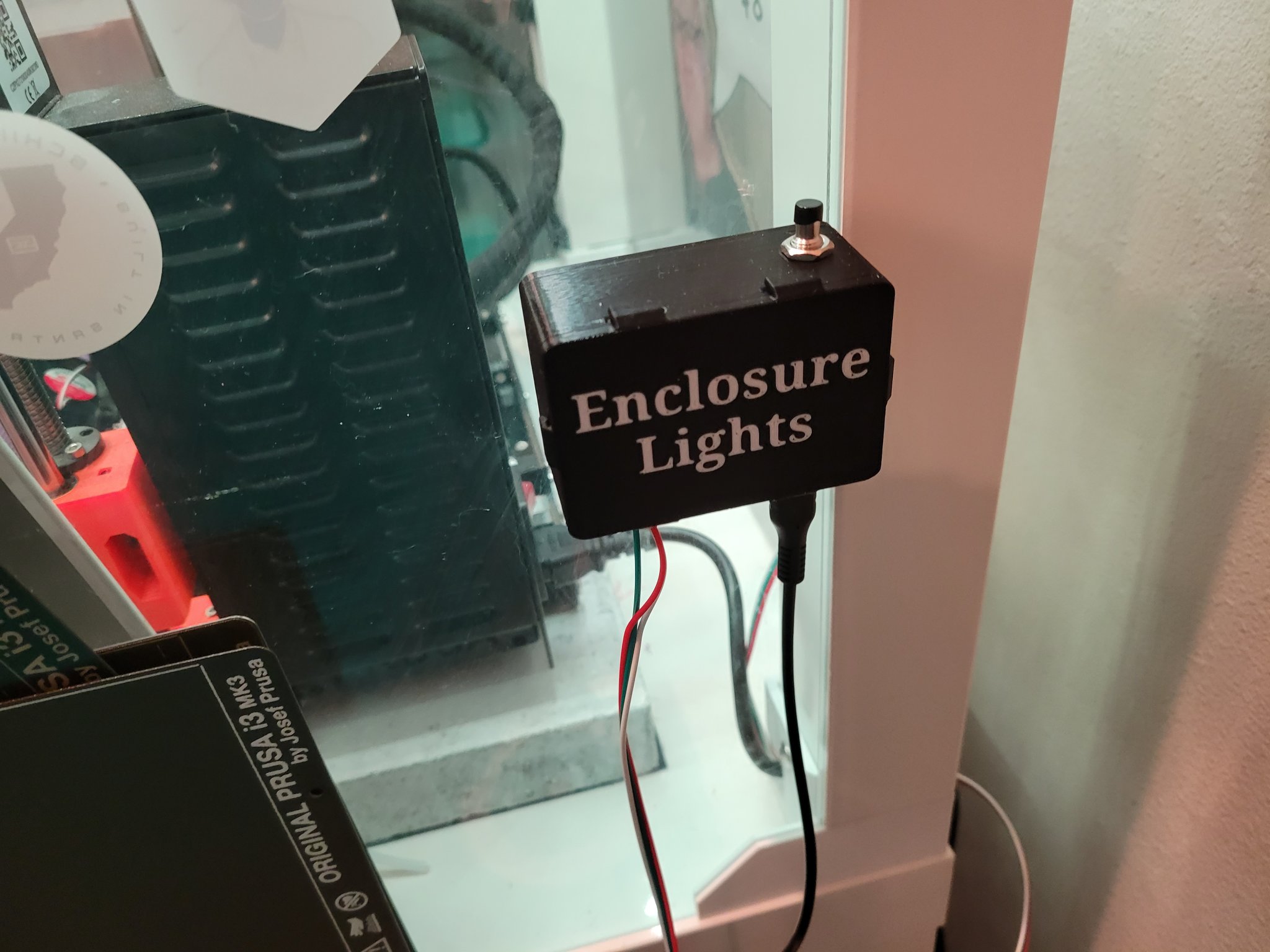 Tiêu đề Kiểm soát ánh sáng bao vây với nắp Snap Fit Tóm tắt V