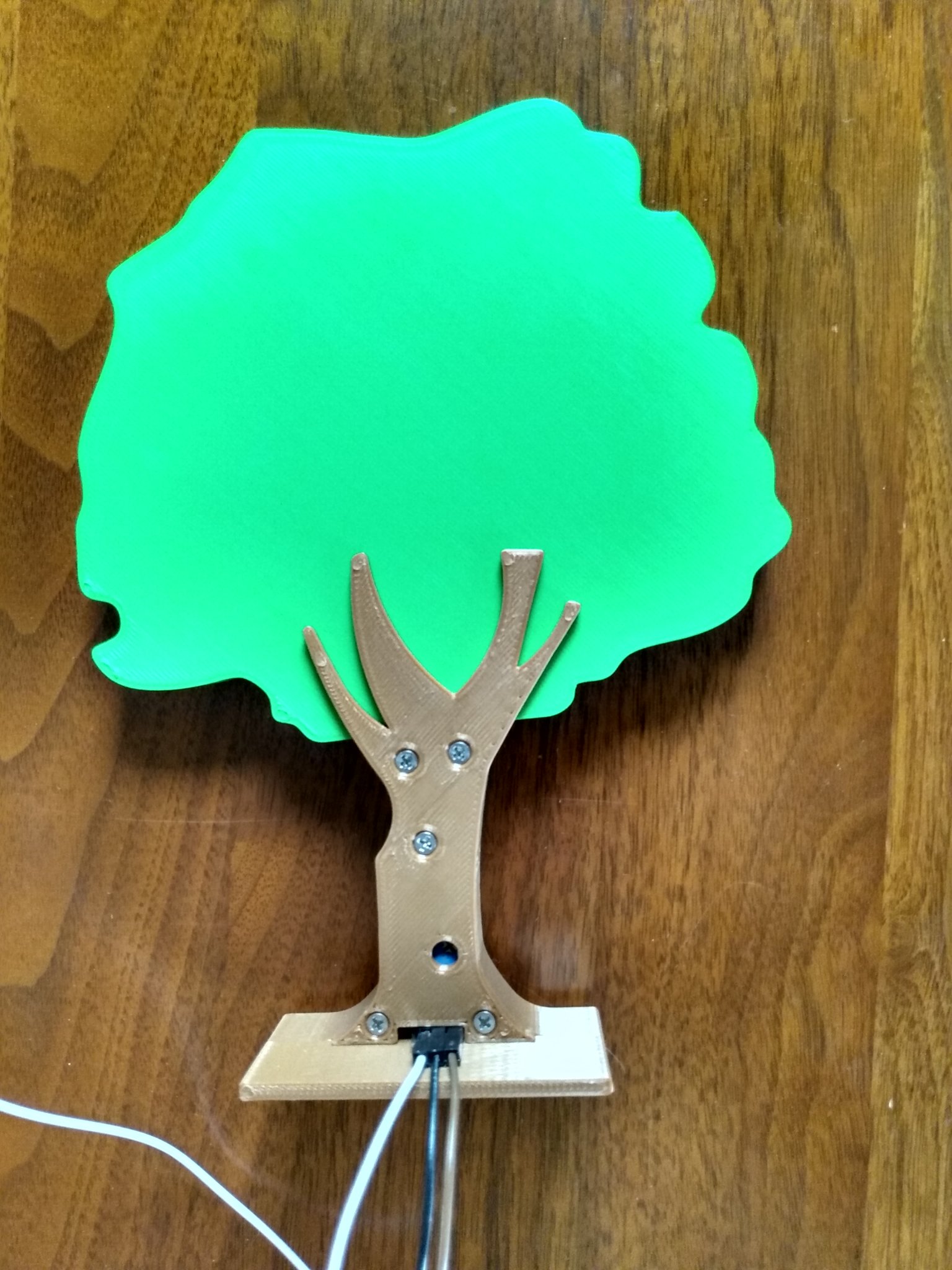 HO-Scale Tree With Train Sensor