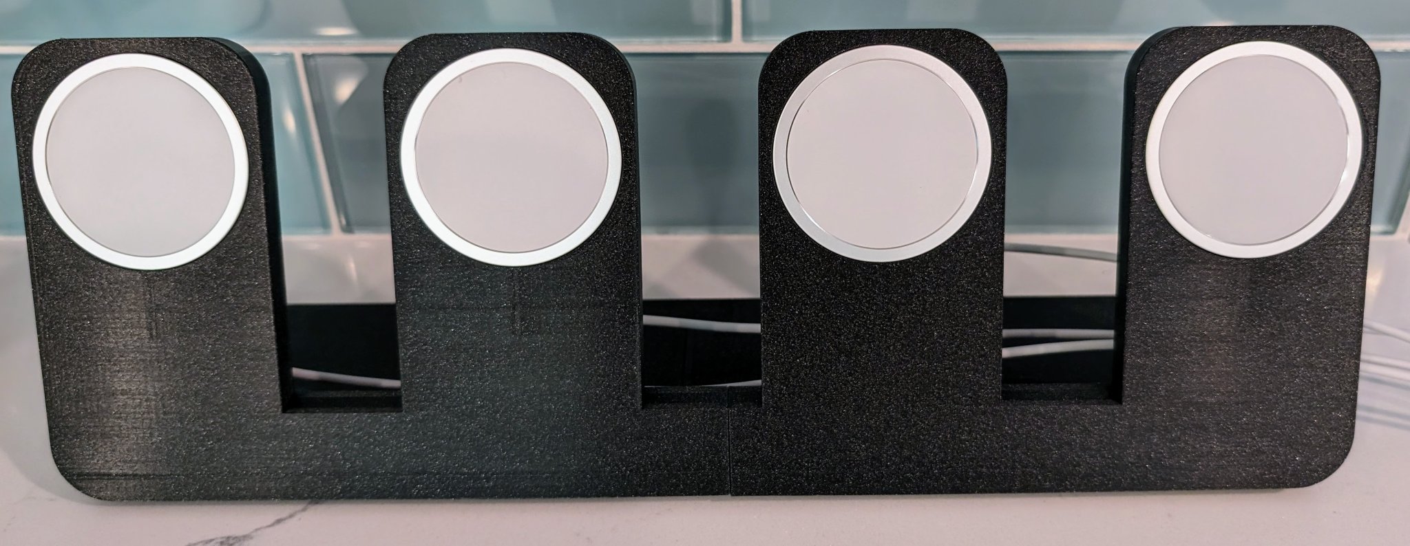 Tiêu đề Trạm sạc Quad Apple Magsafe Tóm tắt Đây là đế sạc