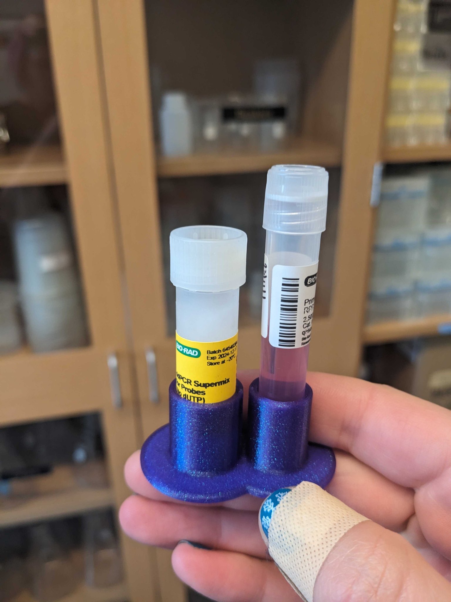 Tiêu đề Thuốc thử ddPCR Bio-Rad Tóm tắt Giá đỡ tùy chỉnh ch