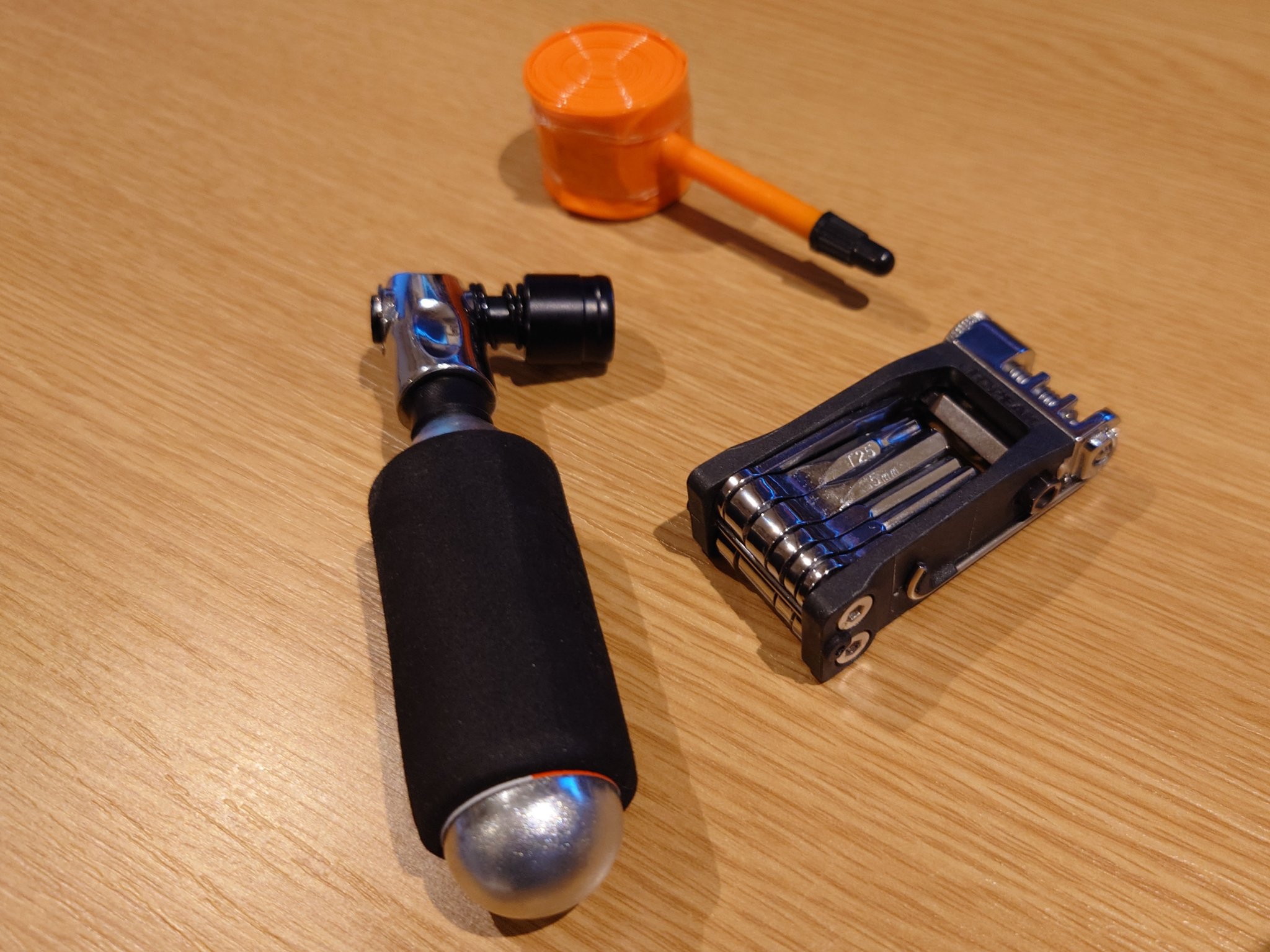 Tiêu đề Túi đựng dụng cụ khẩn cấp cho xe đạp đường Tóm