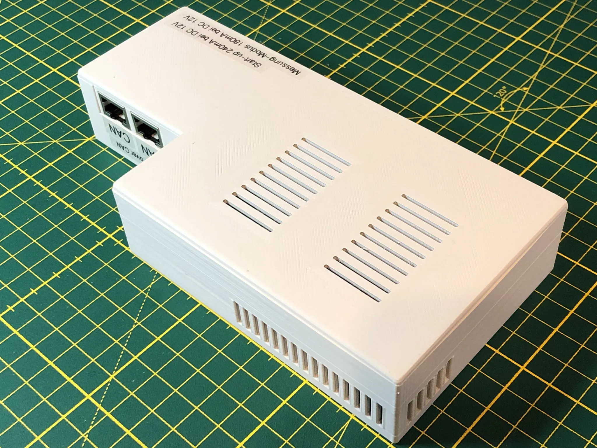 Tiêu đề Vỏ cho thiết bị CAN bus dựa trên Raspberry Tóm tắt Ca