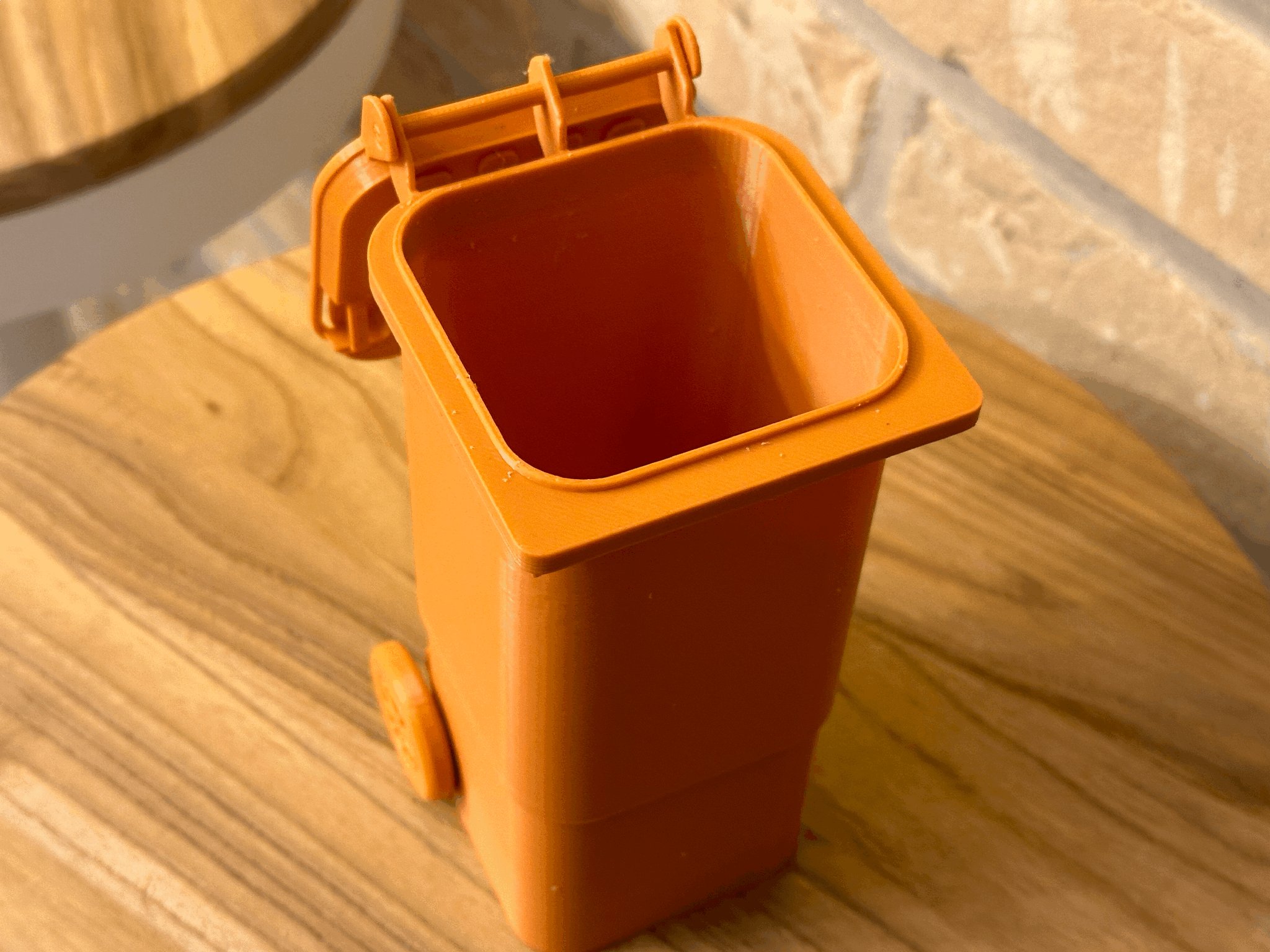 Hũ Tiết Kiệm Thùng Rác Đức In 3D