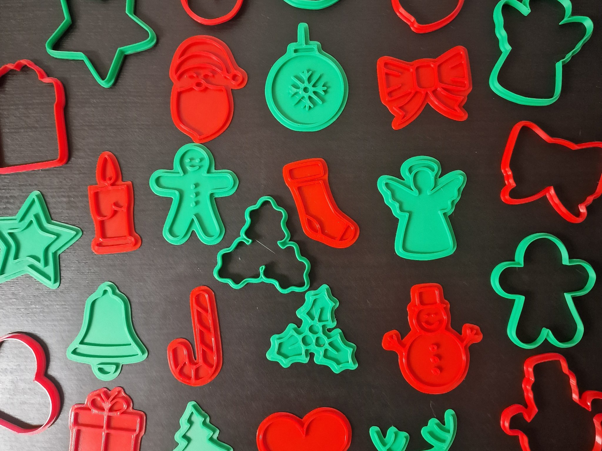 Khuôn Cắt Bánh Quy Vykrajovatka 16 Mẫu