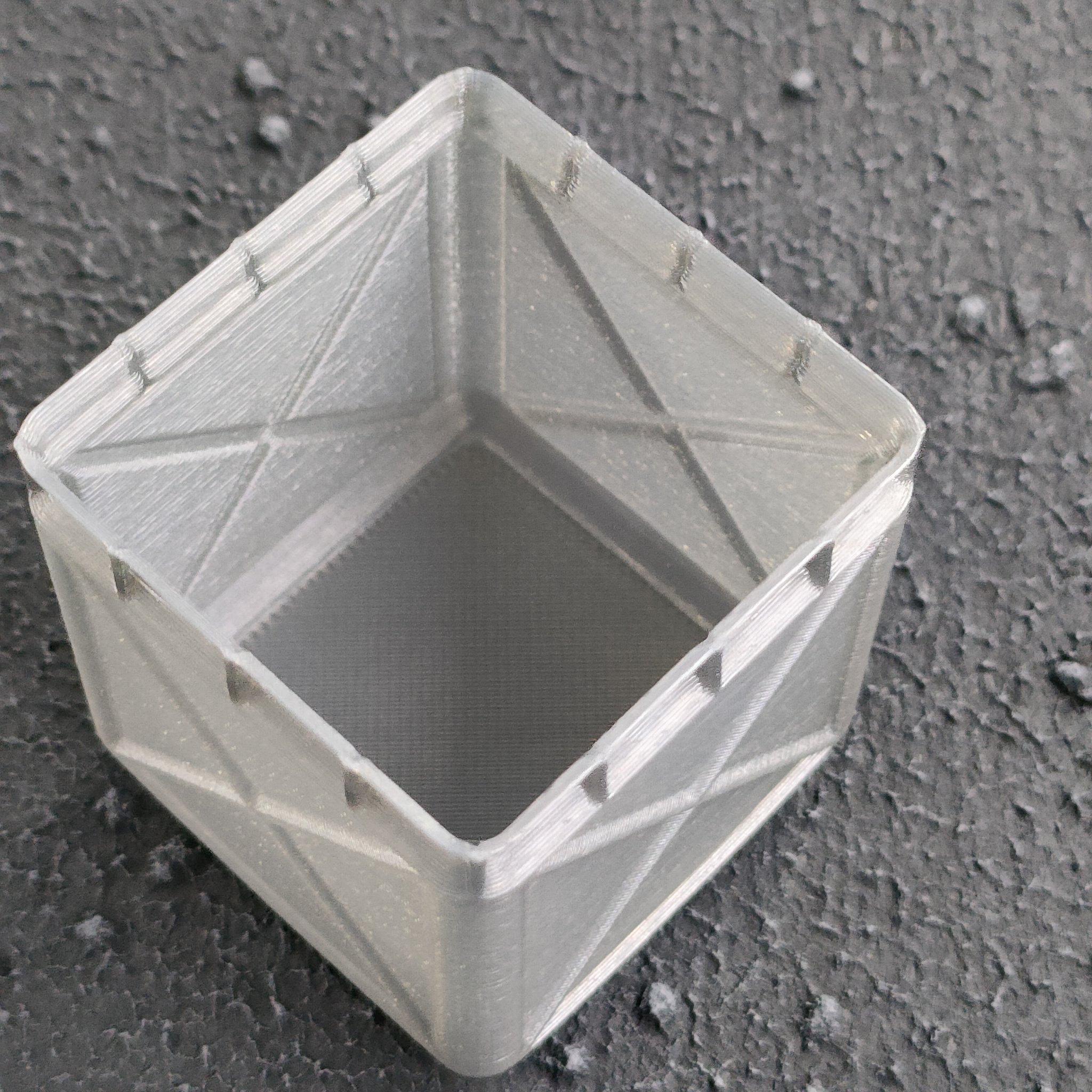 Tiêu đề Thùng đựng chế độ bình Gridfinity có cạnh chắc chắ