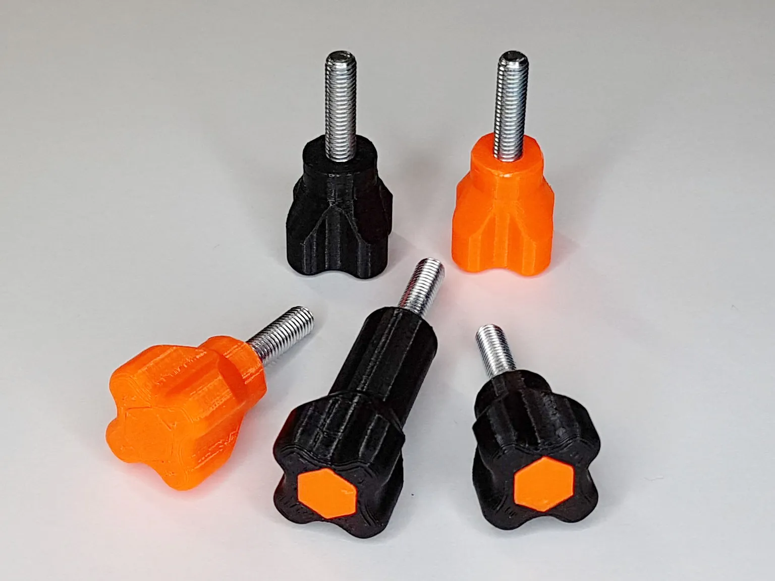 GoPro style thumb screws and handle bar mount