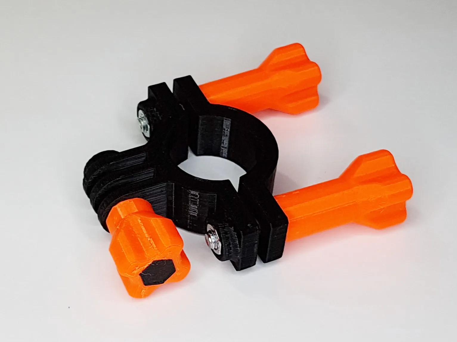 GoPro style thumb screws and handle bar mount