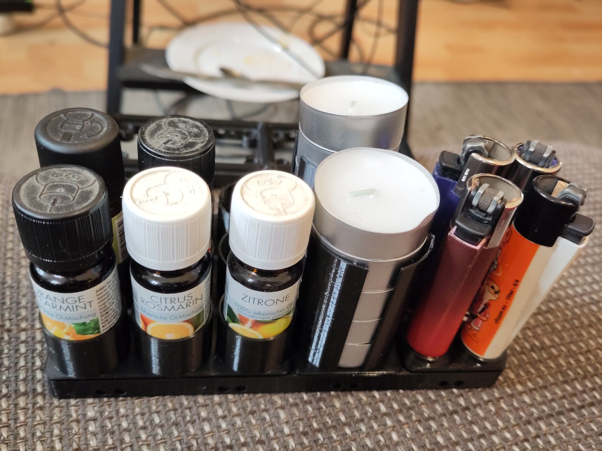 Tiêu đề Hộp đựng dầu thơm Gridfinity 2x2 cho tối đa 9 chai lỗ