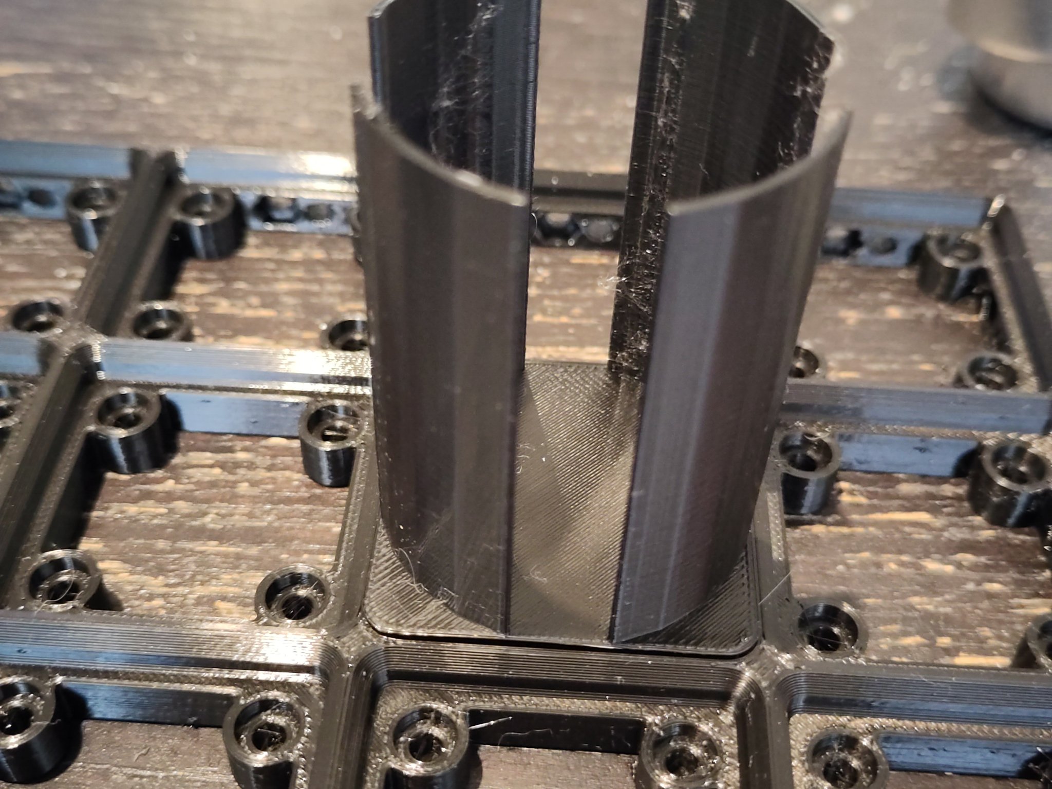 Tiêu đề Giá đỡ nến Tealight Gridfinity 1x1 có lỗ nam châm Tóm t