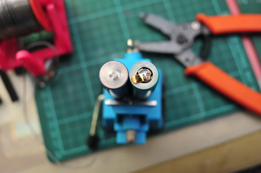 Adapter pin 18650 thay thế cho SONY MD MZ-1 BP-MZ-1