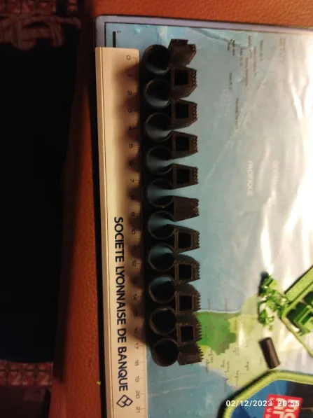 Hệ thống dây đai cứng (Đang phát triển)