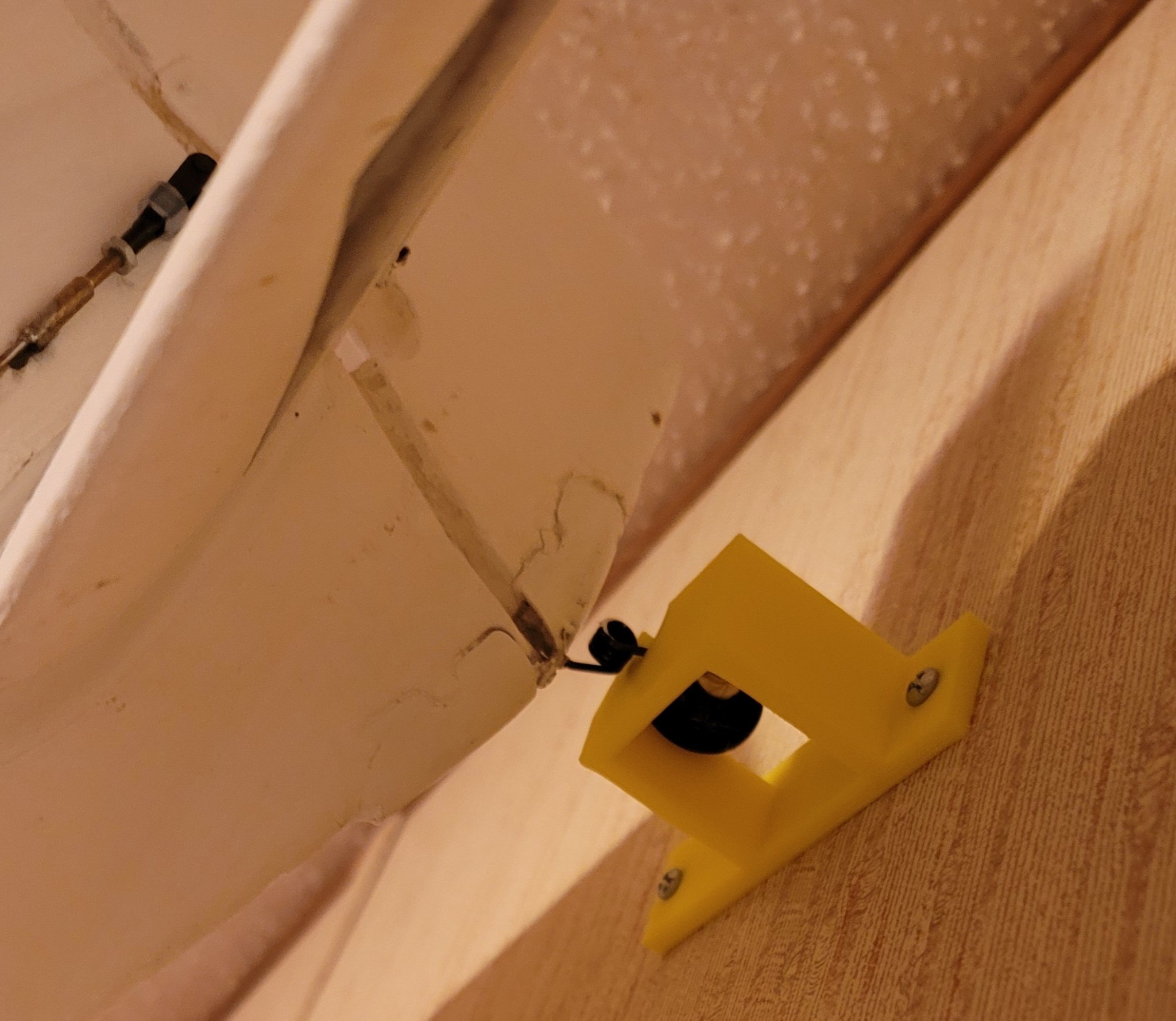 Móc Treo Bánh Lái Sau Cho RC Plane