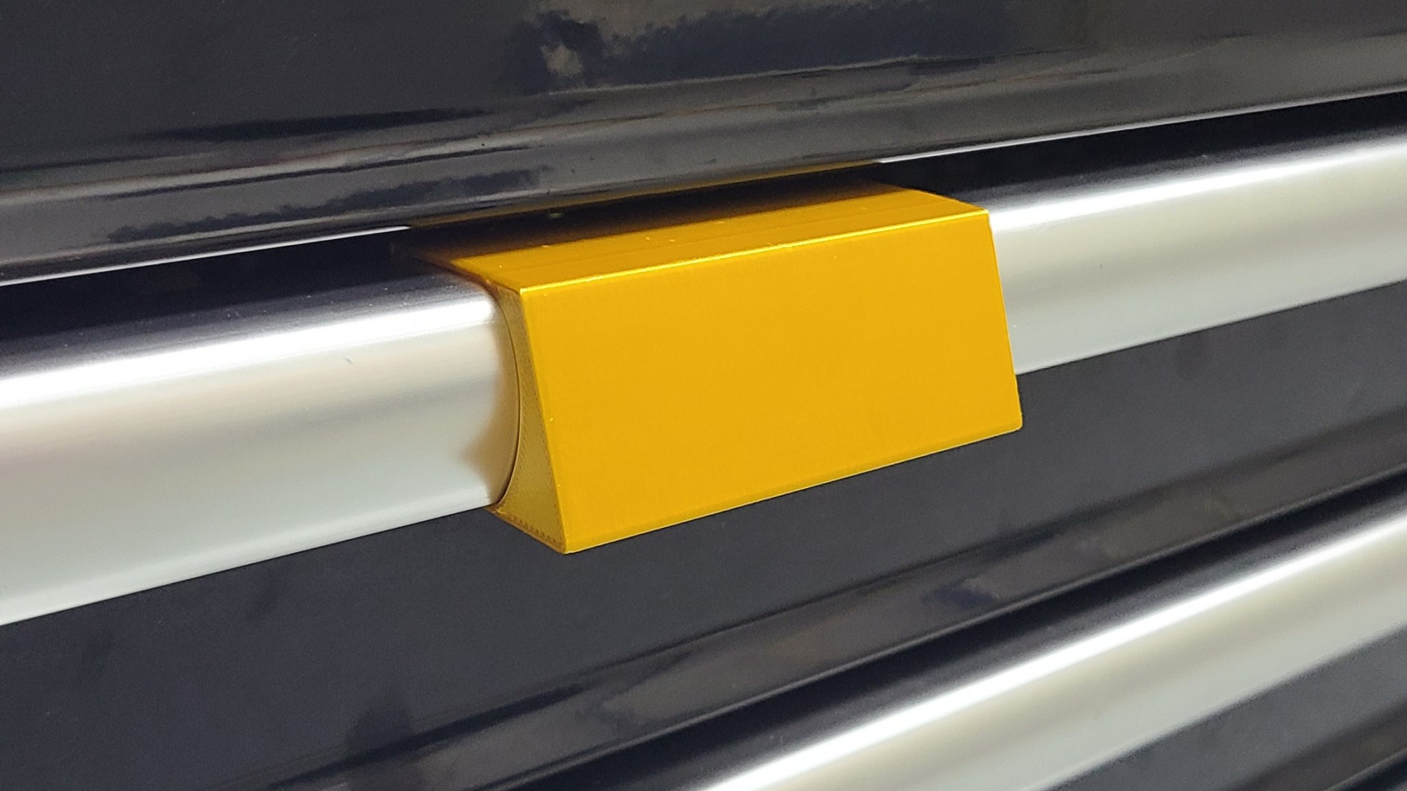 Tiêu đề Hộp đựng nhãn cho Husky Toolbox - Angled Tóm tắt Mệt m