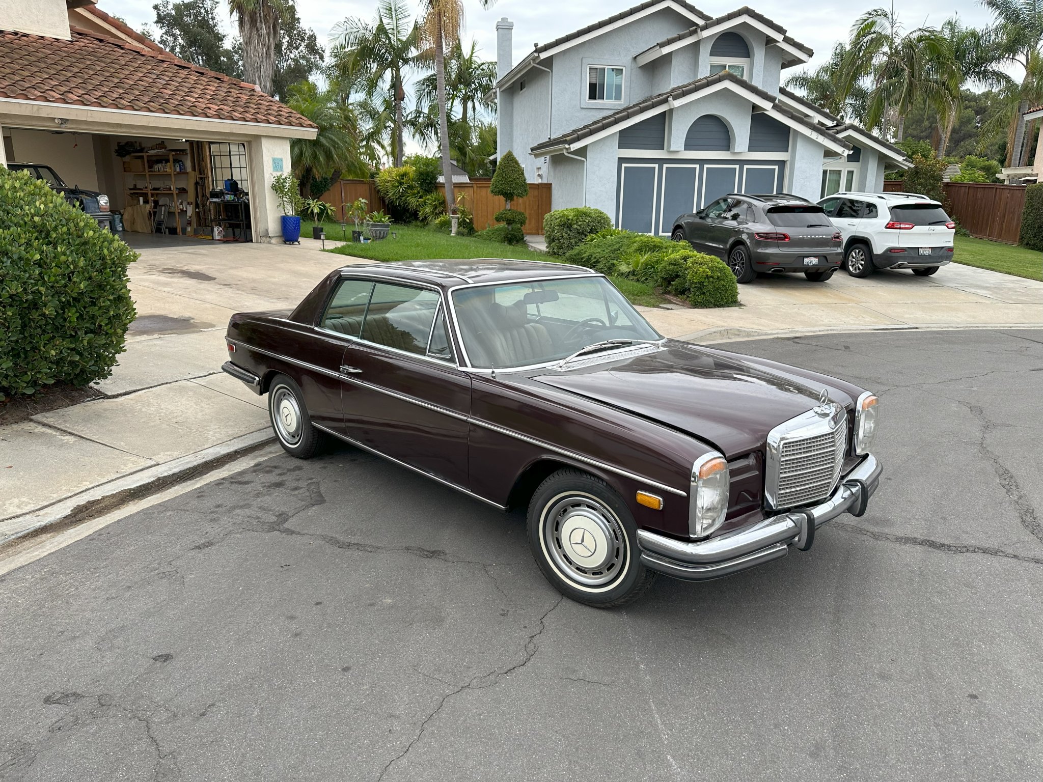 Kẹp Giữ Nẹp Mạ Chrome Xe W114/W115