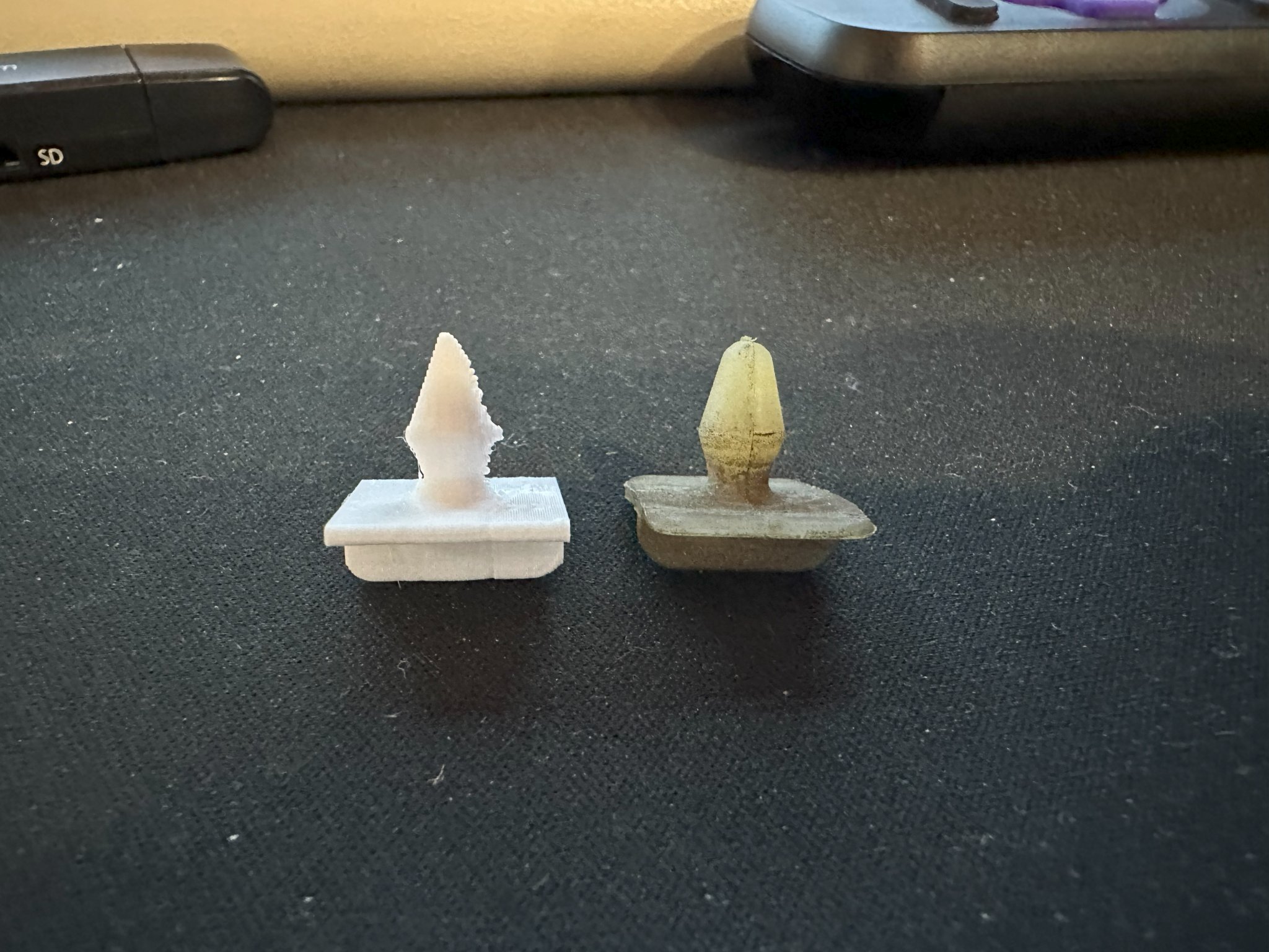 Kẹp Giữ Nẹp Mạ Chrome Xe W114/W115