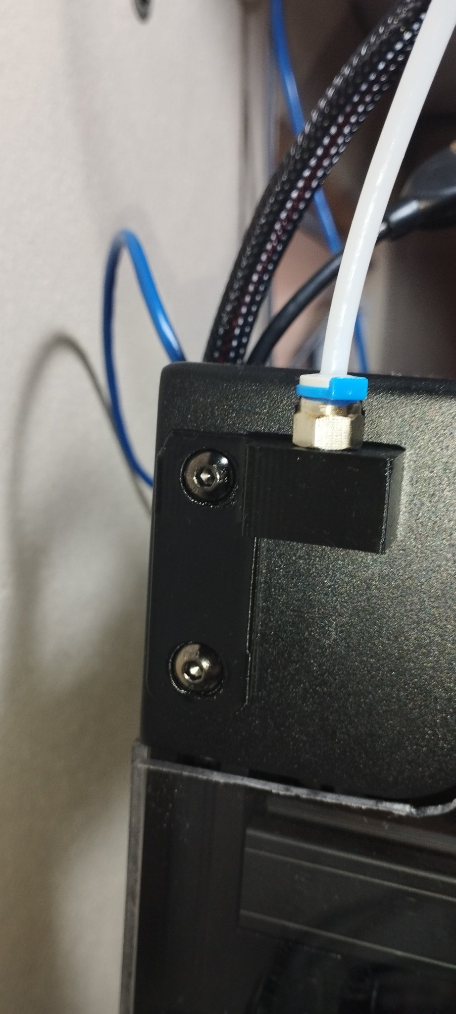 Tiêu đề Giá đỡ dây tóc PFE Tóm tắt Giá đỡ này giữ ống P