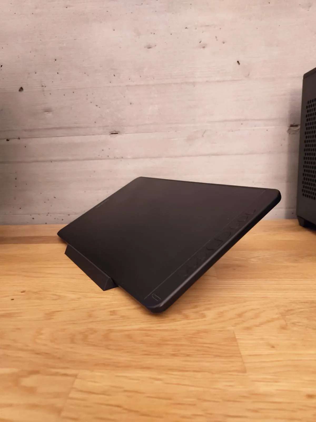 Stand for Huion Kamvas 13 Tablet