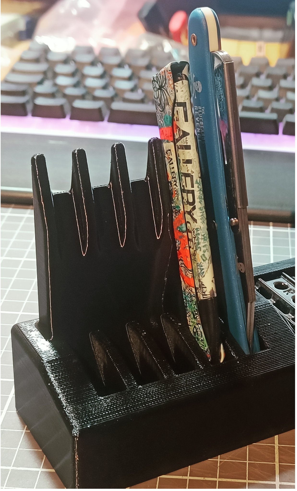 Giá Đỡ Dao Cạo Thẳng