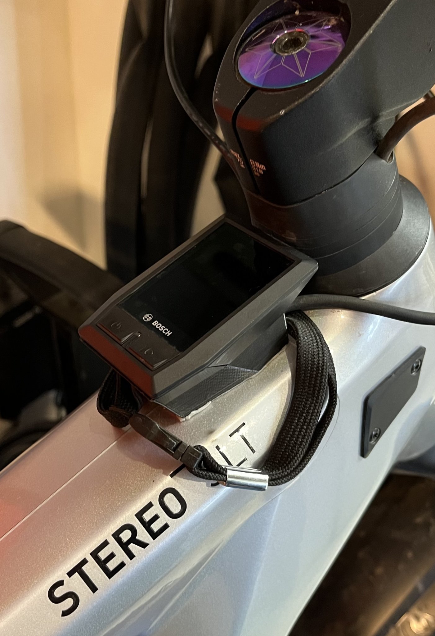 Tiêu đề Giá đỡ khung màn hình Bosch Kiox Tóm tắt Giá đỡ khun