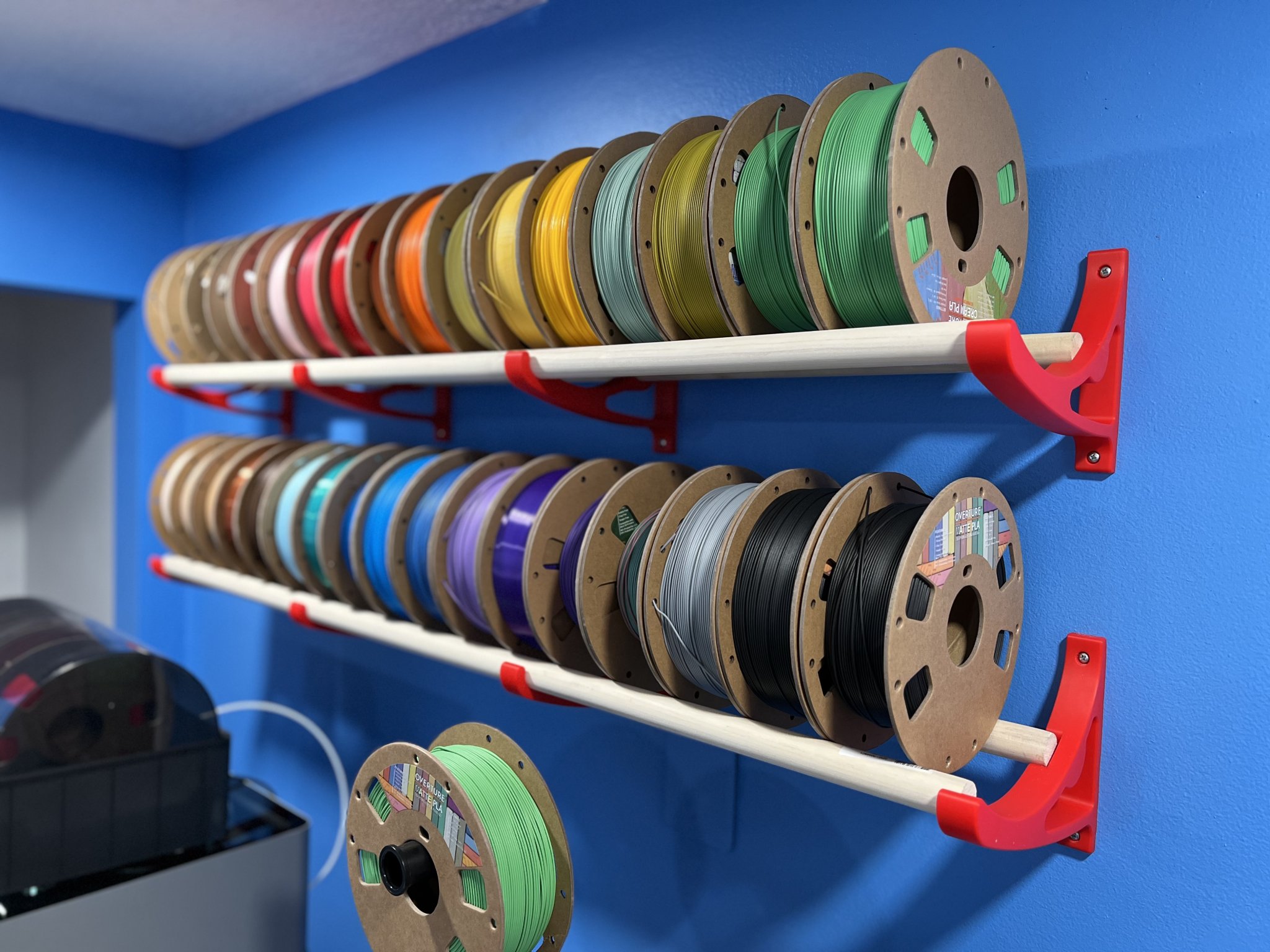 Tiêu đề Kệ lưu trữ ống chỉ Tóm tắt Tự hào trưng bày hơn