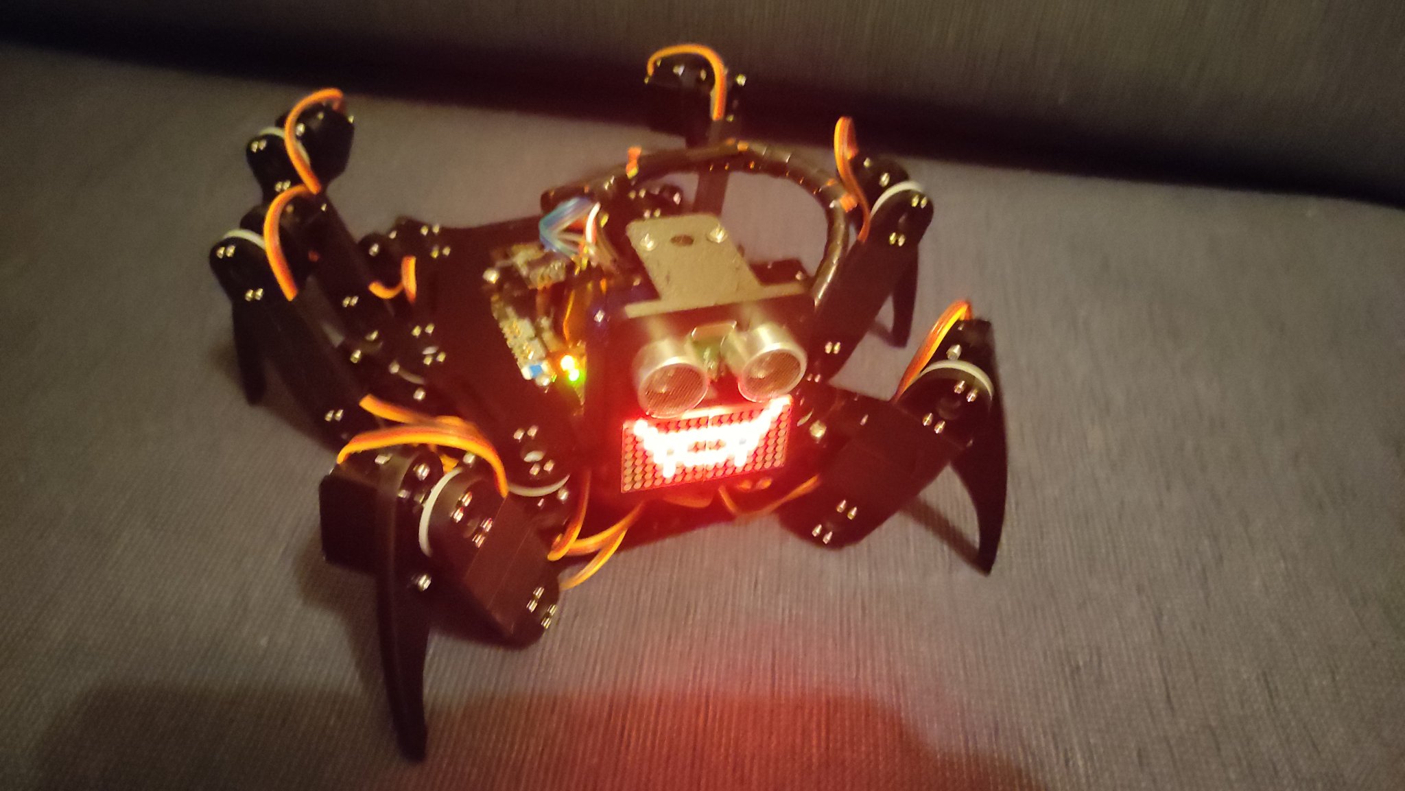 Tiêu đề Head for Freenove Hexapod Tóm tắt Đầu di chuyển được