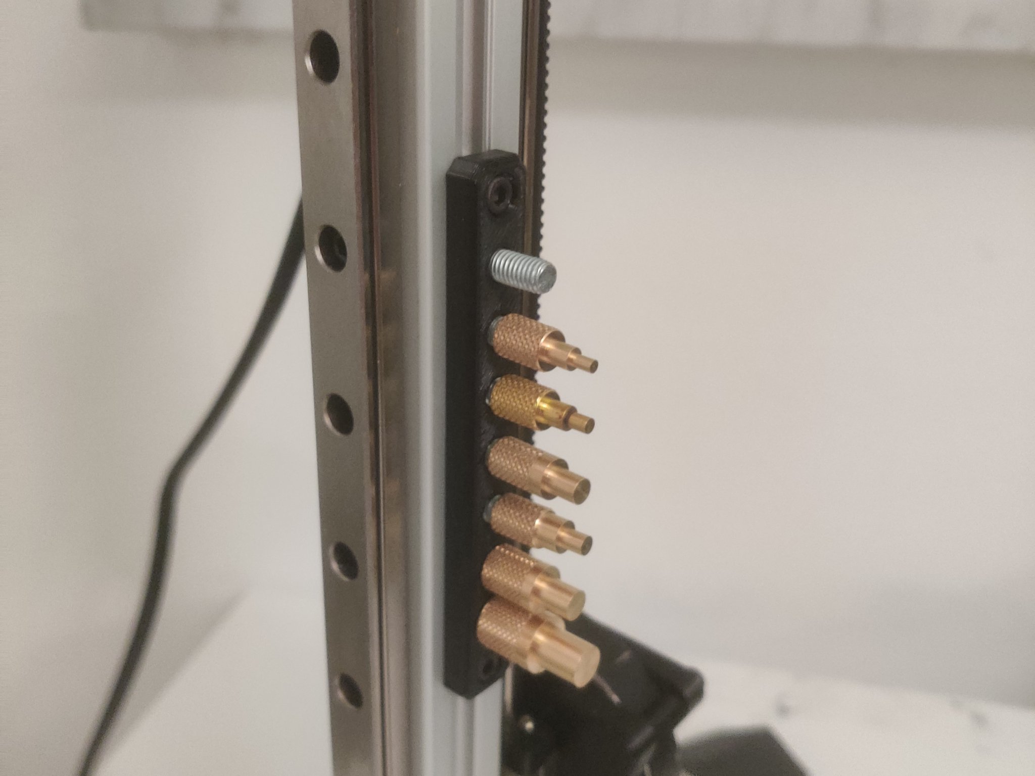 Tiêu đề Bộ giữ dụng cụ chèn nhiệt 2 phiên bản Tóm tắt đ