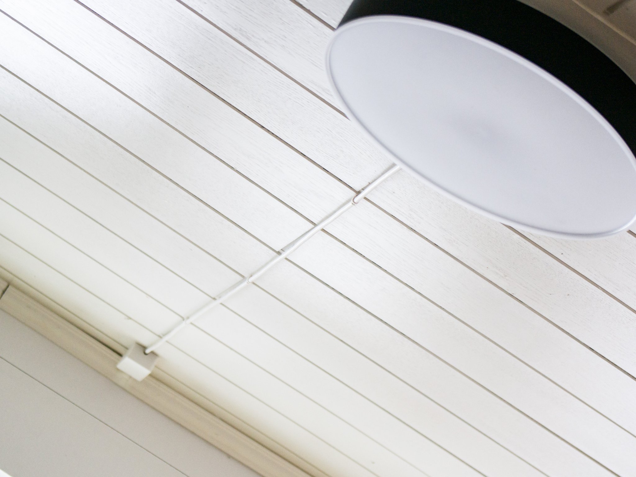 Tiêu đề Giá đỡ cáp đơn giản chắc chắn và tối giản Tóm