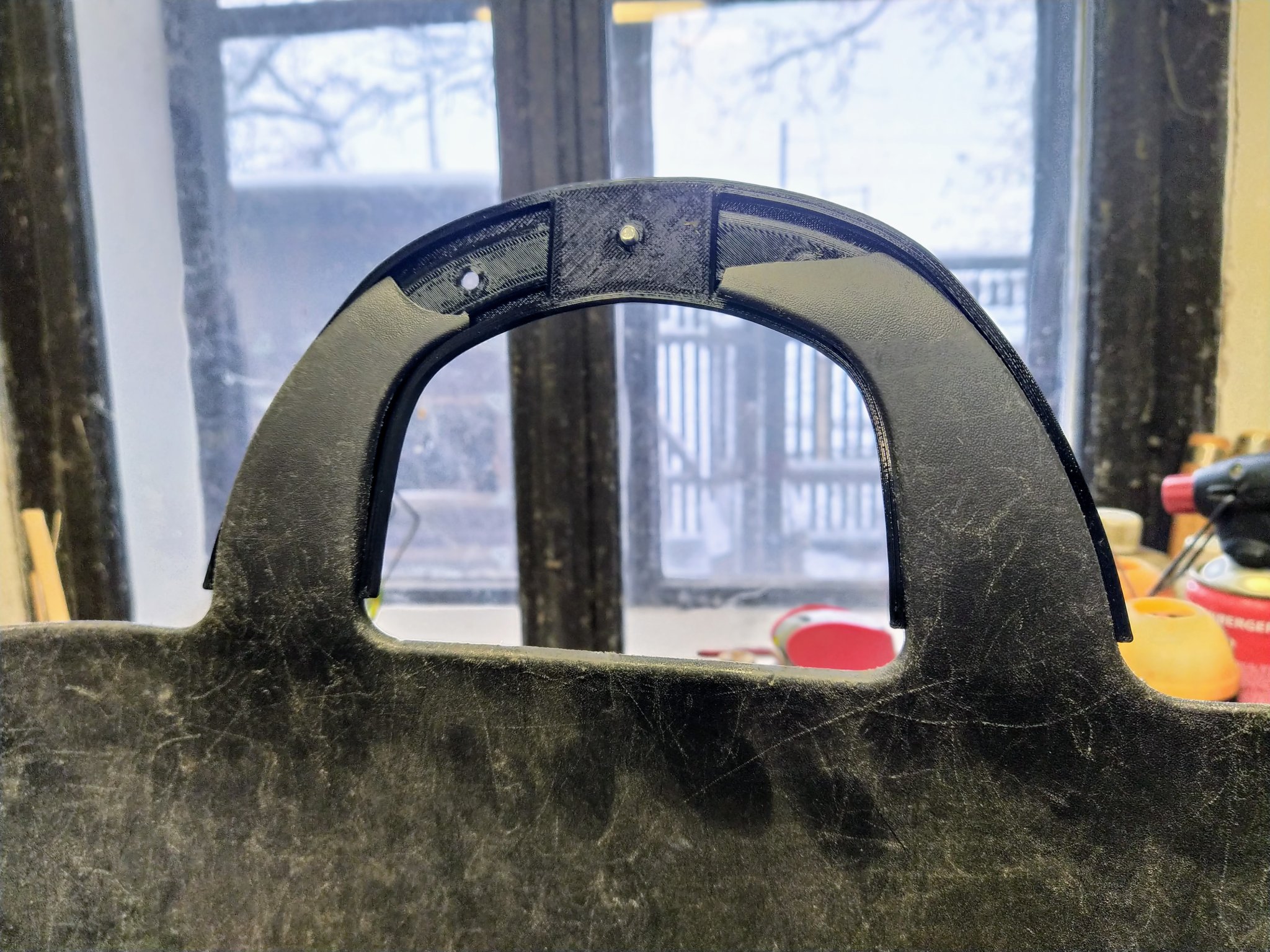 Tiêu đề Tay cầm thay thế giỏ củi Tóm tắt Được thiết kế