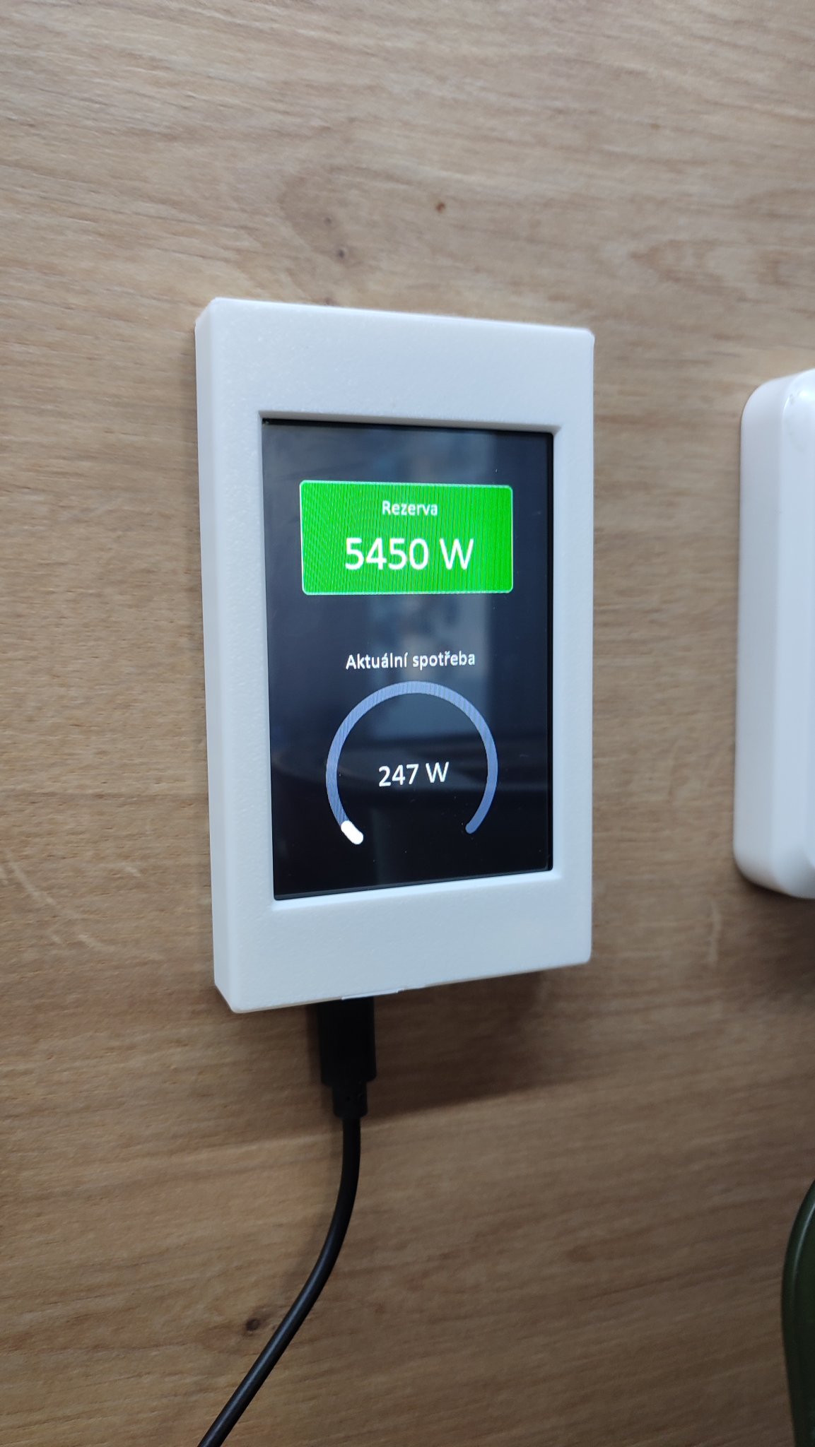 Khung treo tường cho màn hình cảm ứng LCD TFT 3.5" ESP32-3248S035