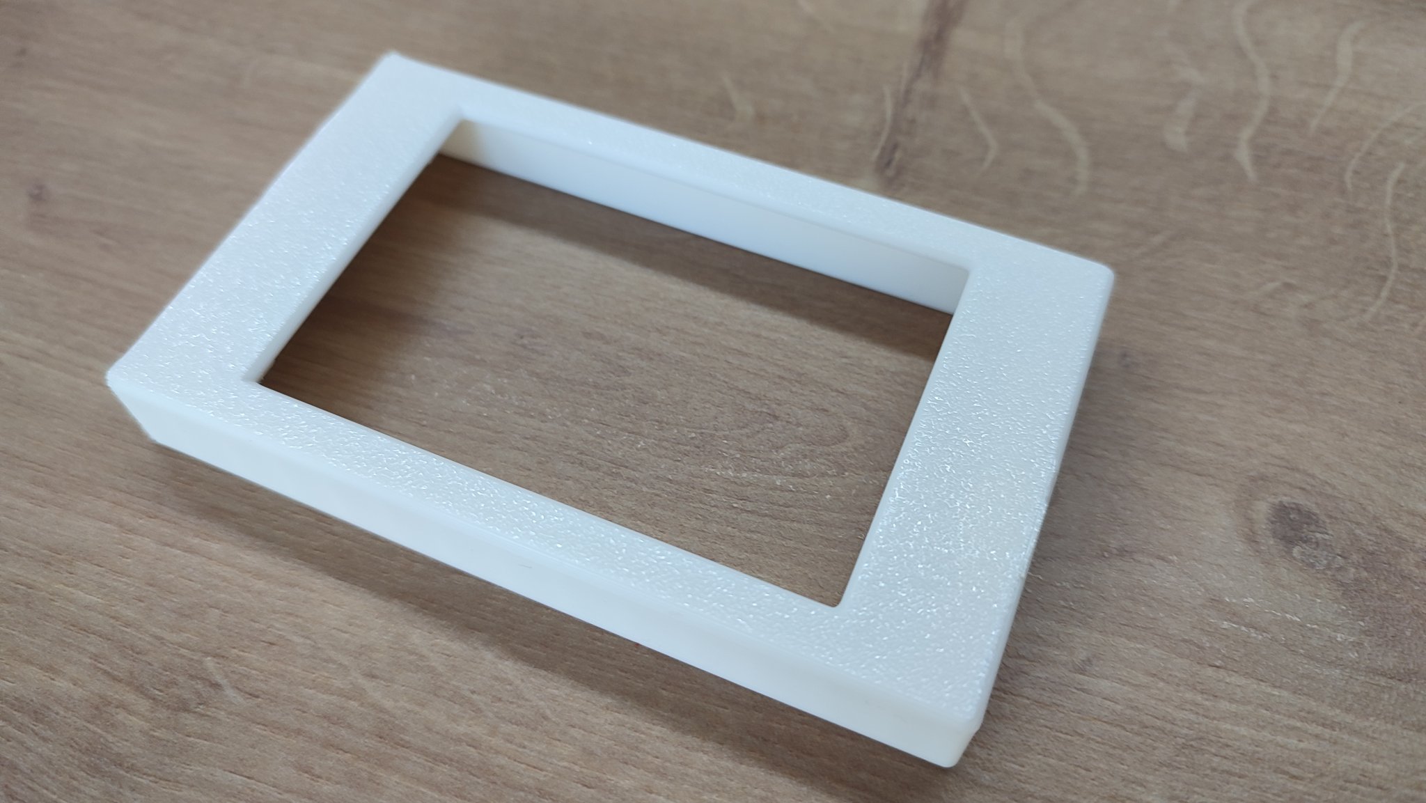 Khung treo tường cho màn hình cảm ứng LCD TFT 3.5" ESP32-3248S035