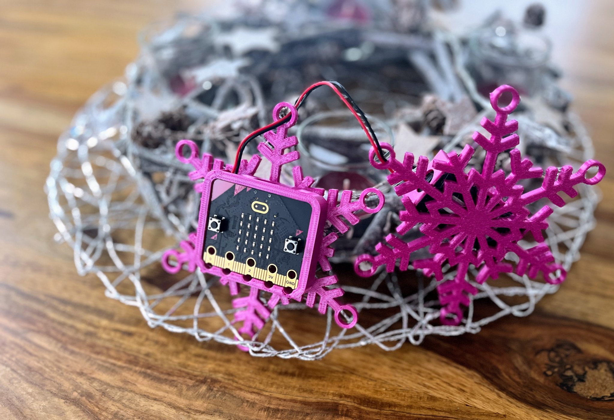Micro:bit Advent Ornamet Case