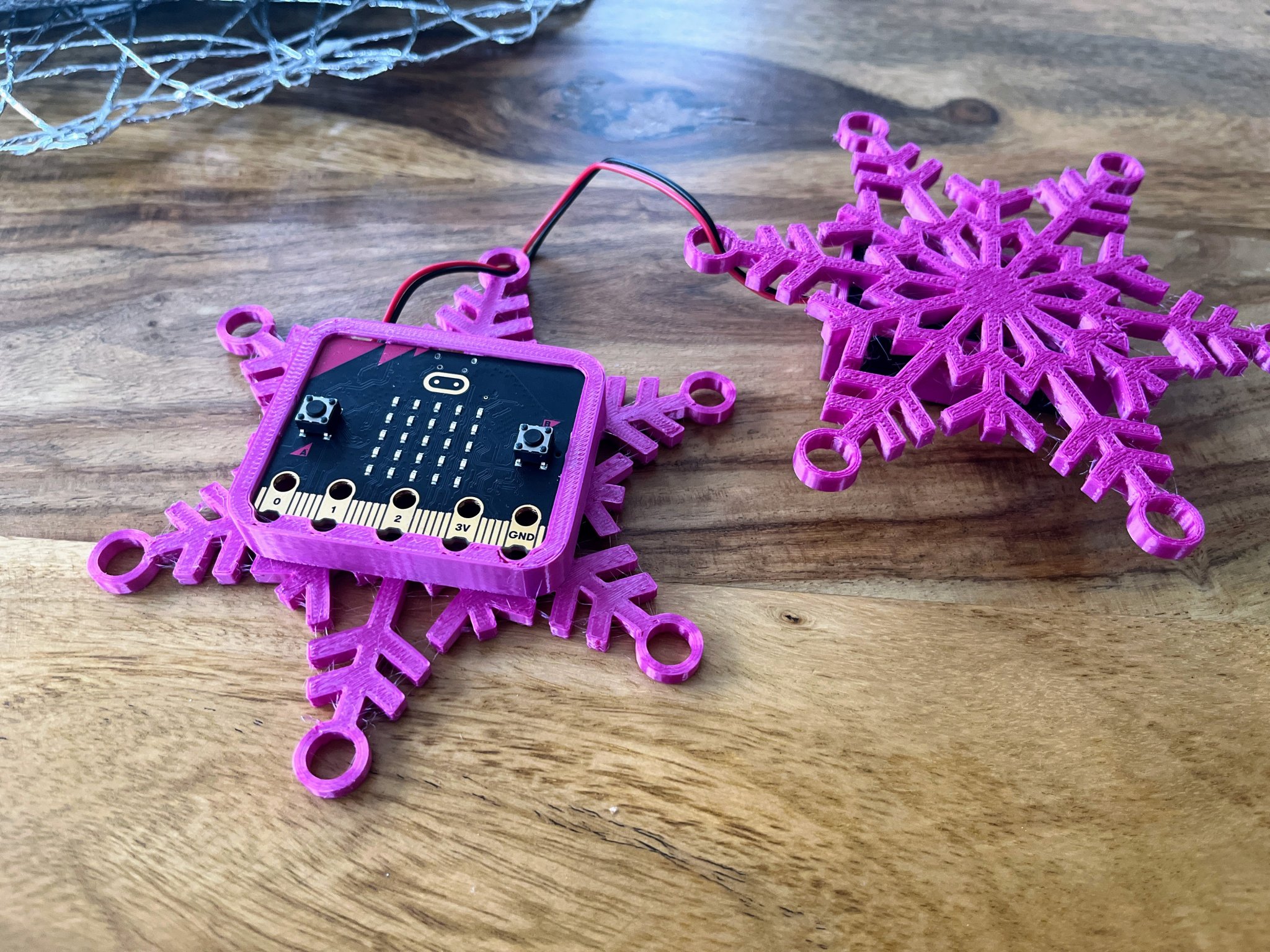 Micro:bit Advent Ornamet Case
